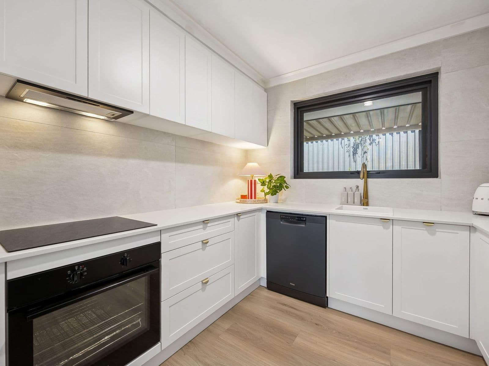 15B Ives Street, Hamilton Hill - Thumbnail 2