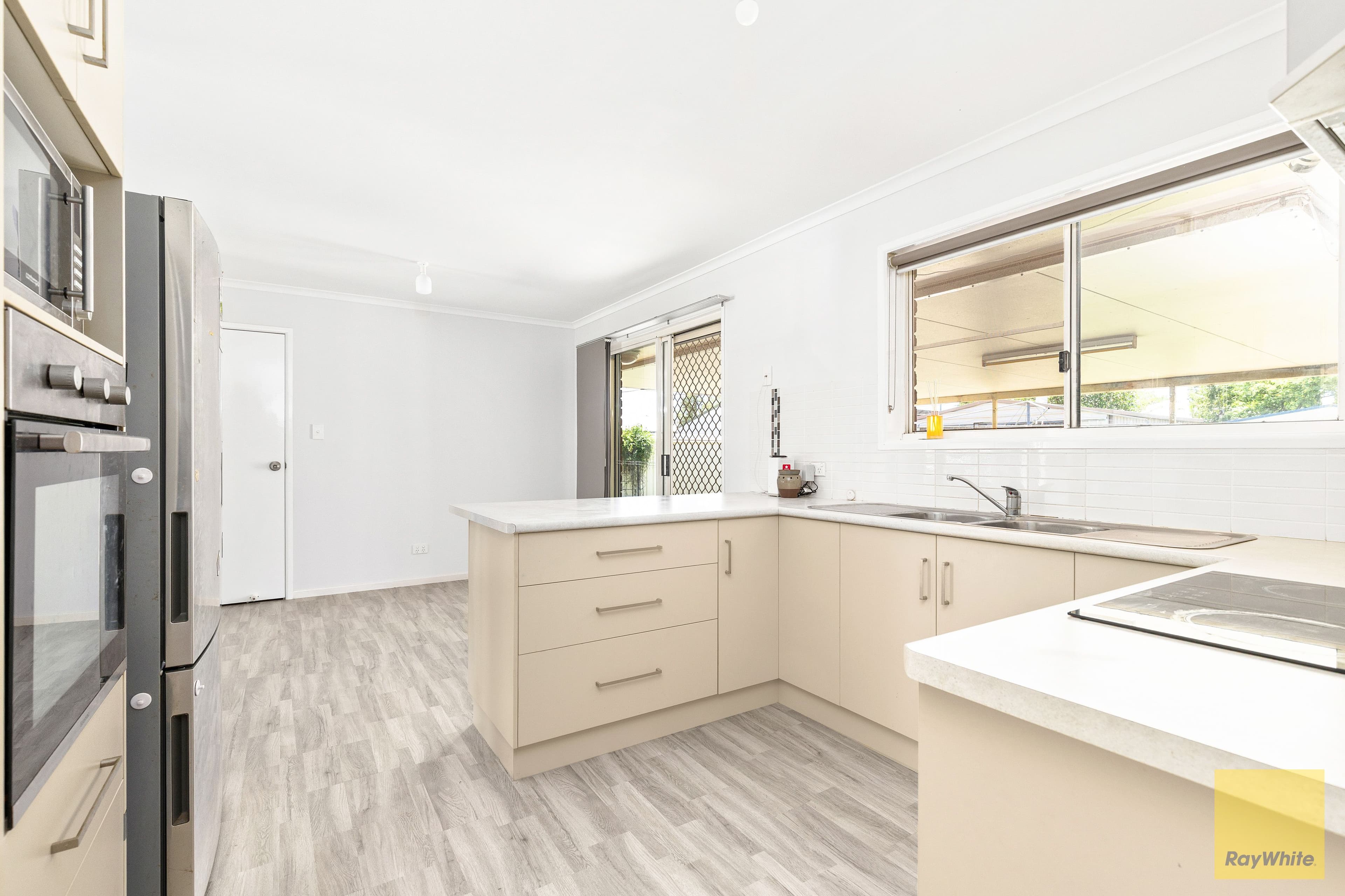 3 Louisa Court, Emerald QLD 4720, Emerald - Thumbnail 4