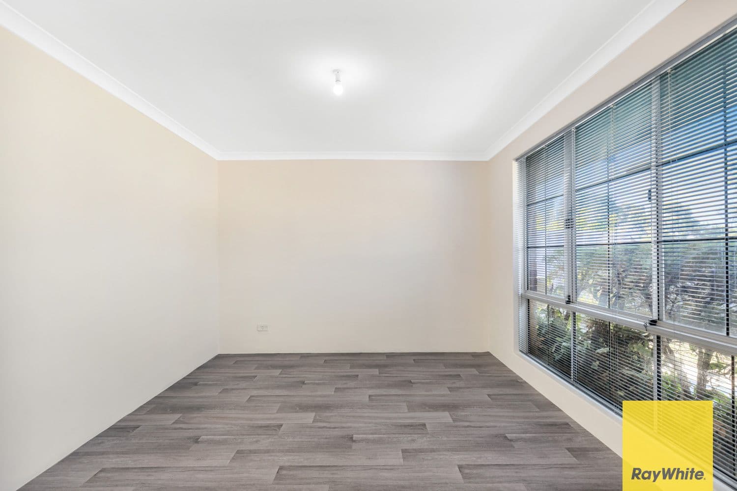 18 Towton Way, Langford WA 6147, Langford - Thumbnail 3