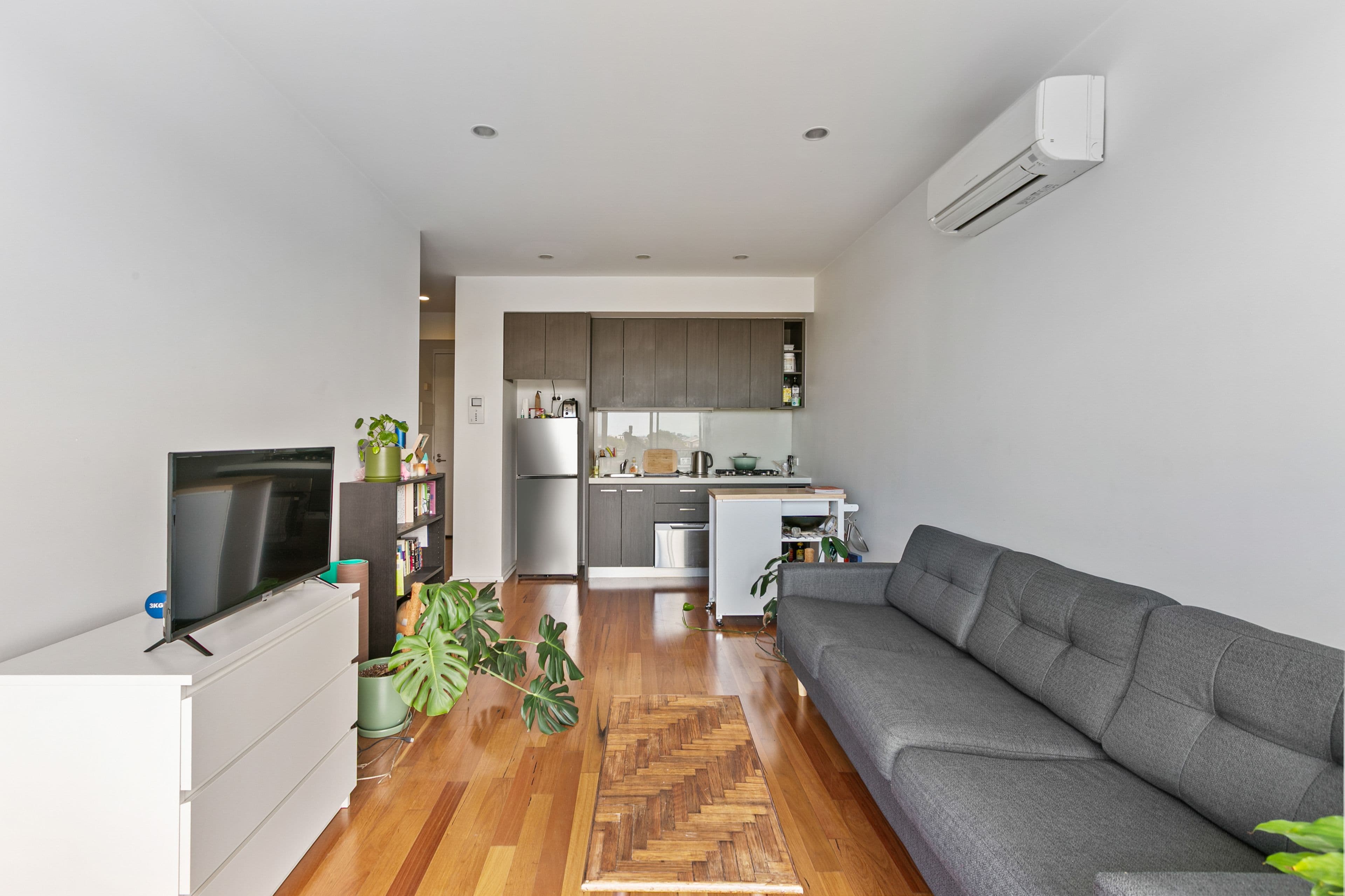 2 Plenty Road, Preston VIC 3072, Preston - Thumbnail 2