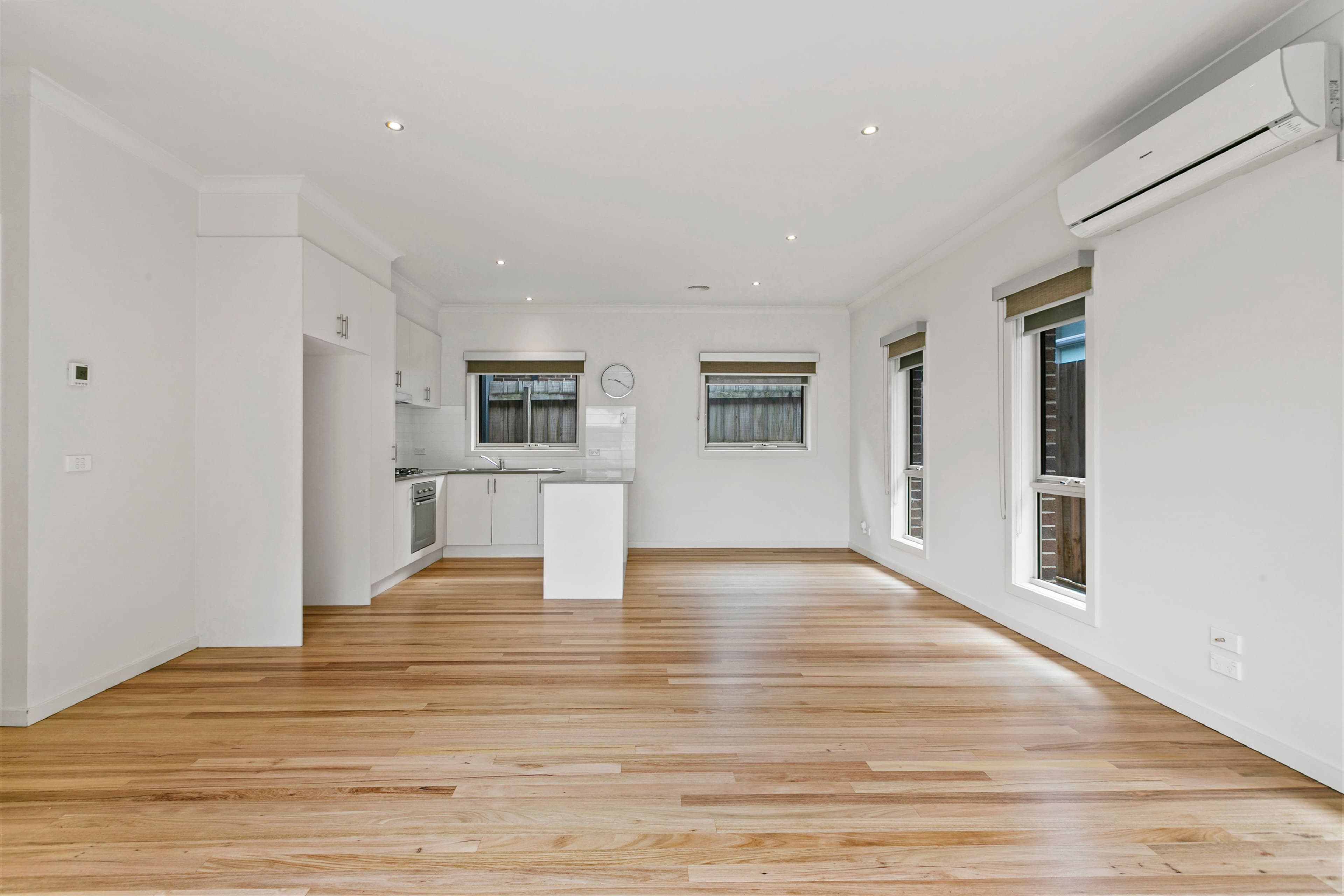 51 St Vigeons Road, Reservoir VIC 3073, Reservoir - Thumbnail 2