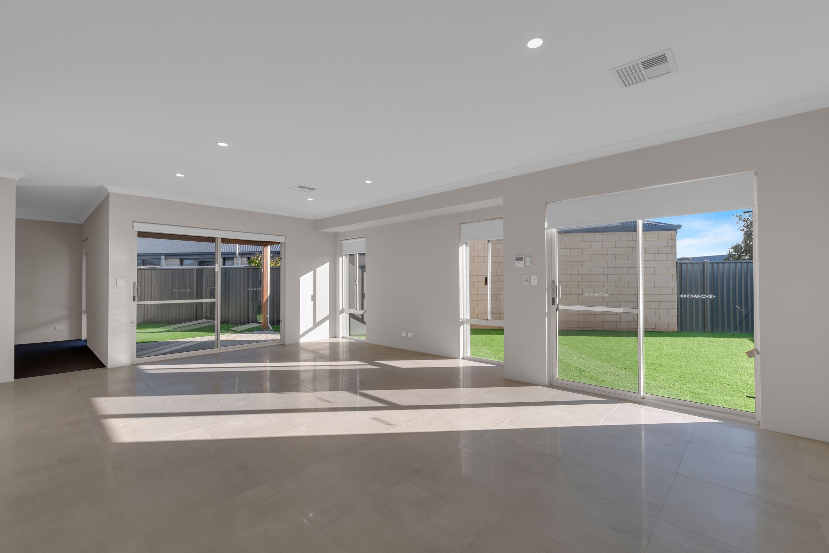 4 Lochern Road, Baldivis WA 6171, Baldivis - Thumbnail 2