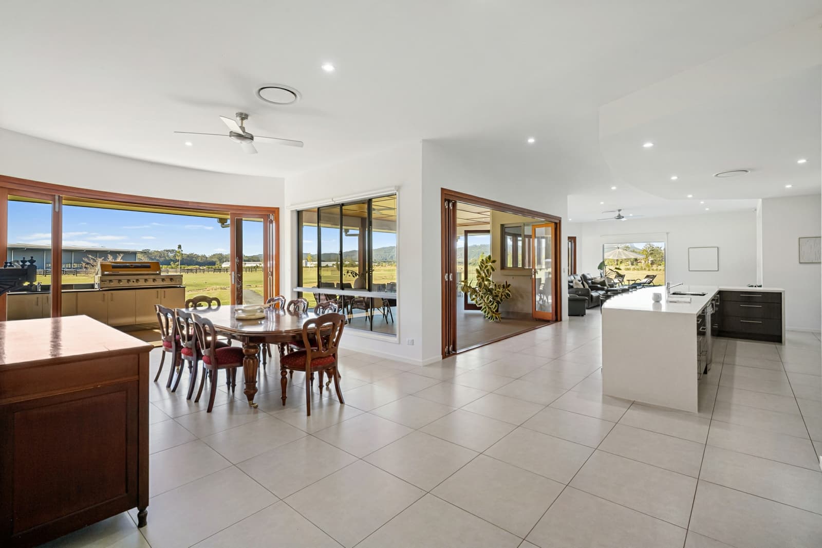 135 Burtons Road,Bridges, Bridges - Thumbnail 4