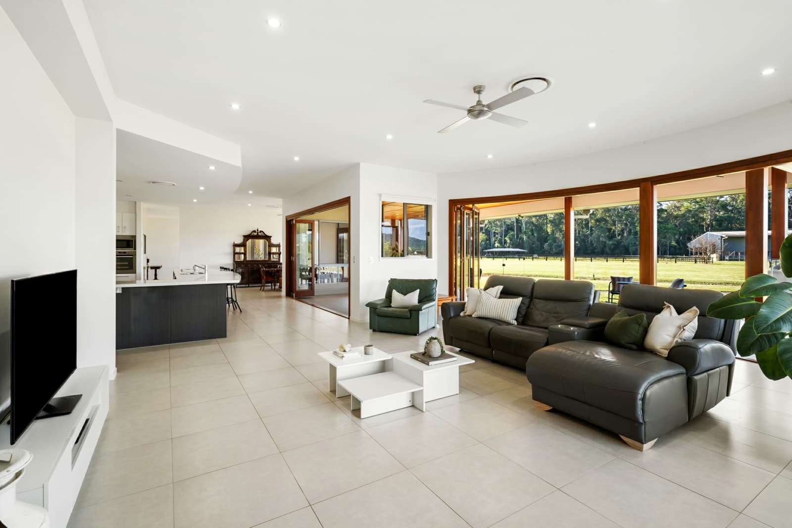 135 Burtons Road,Bridges, Bridges - Thumbnail 7
