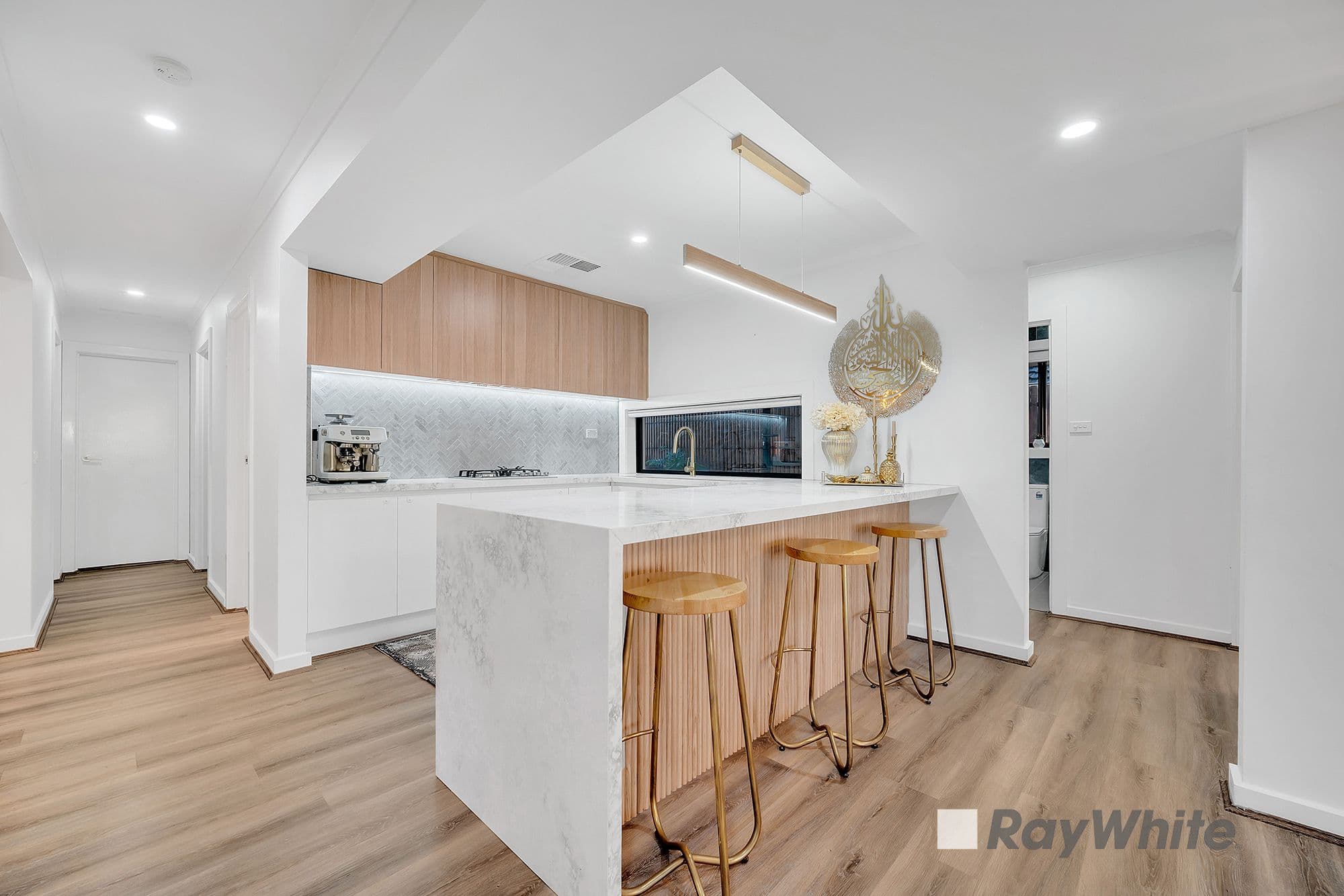 8 Brahman Court, Dandenong North VIC 3175, Dandenong North - Thumbnail 4