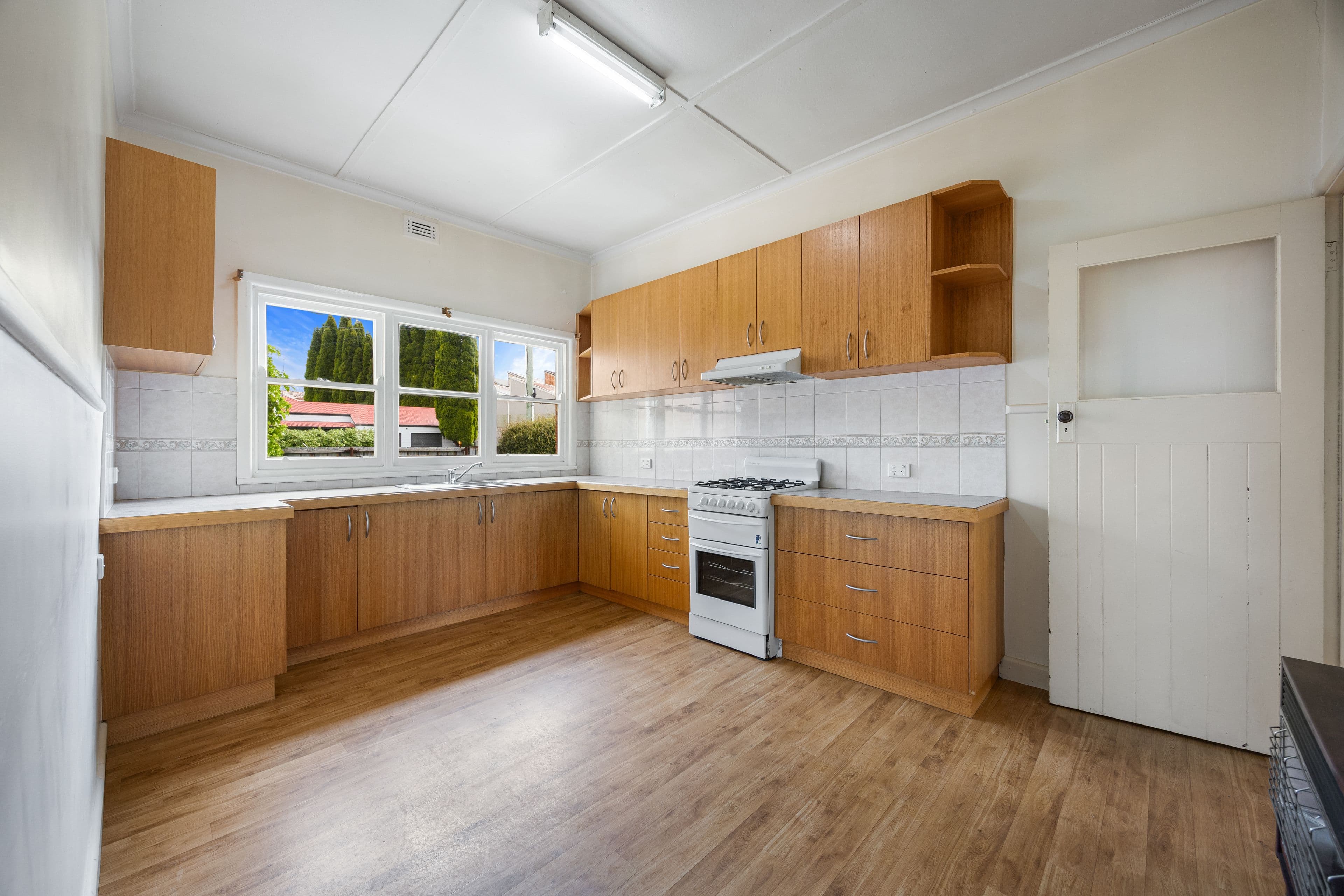 101 Comb Street, Soldiers Hill VIC 3350, Soldiers Hill - Thumbnail 4
