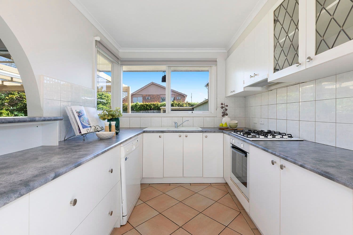 2 Von Nida Court, Dingley Village VIC 3172, Dingley Village - Thumbnail 5