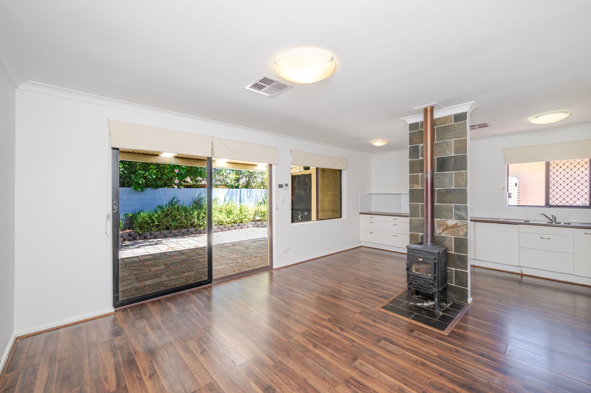 4 Tennivale Place, North Perth WA 6006, North Perth - Thumbnail 2