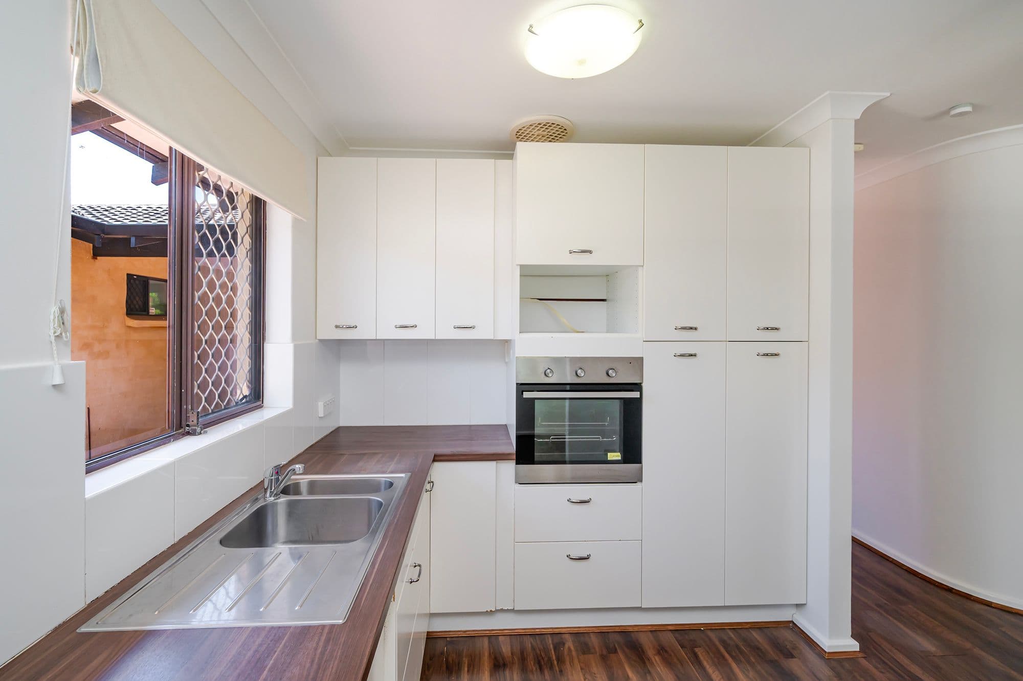 4 Tennivale Place, North Perth WA 6006, North Perth - Thumbnail 6