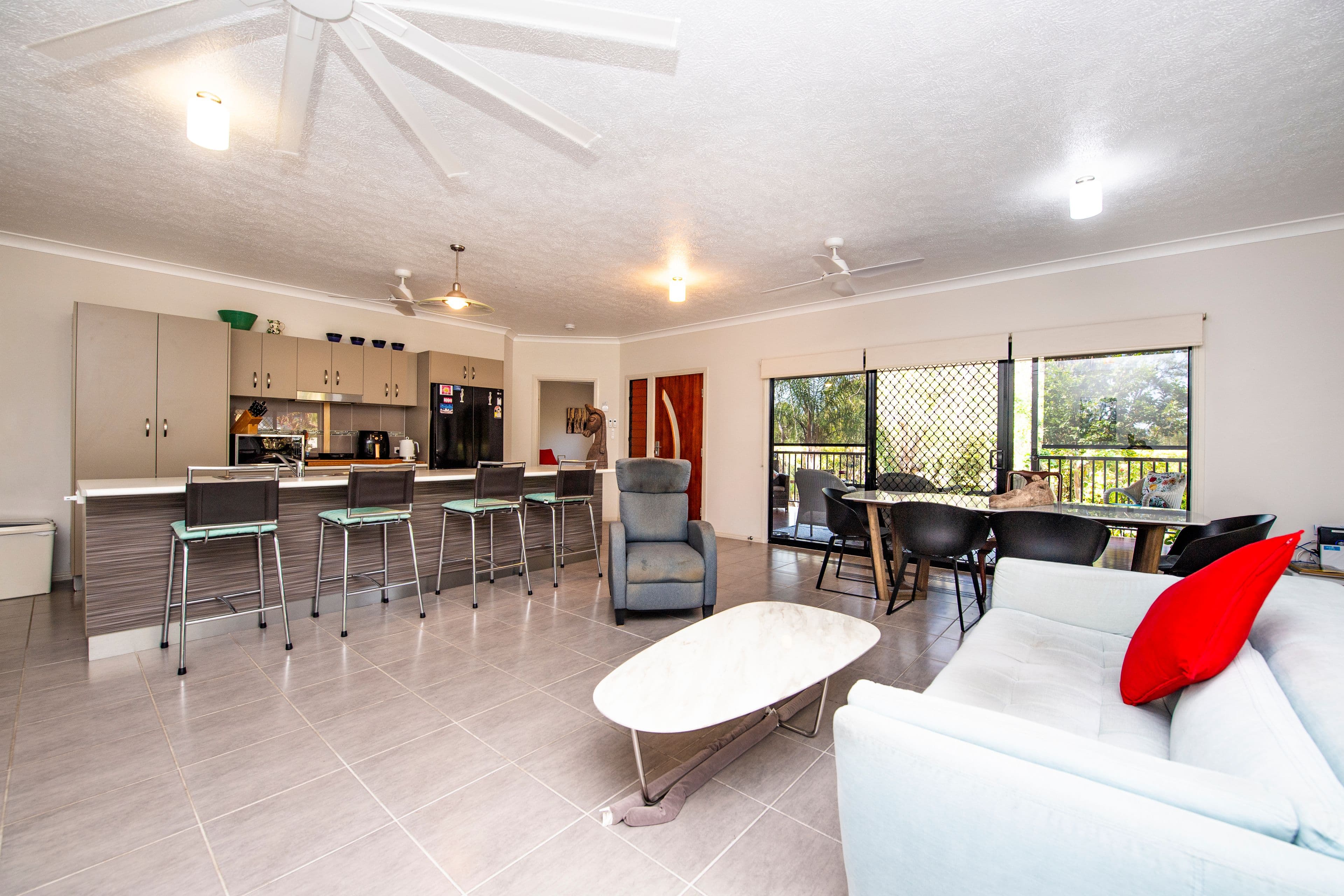 100 Gifford Street, Horseshoe Bay QLD 4819, Horseshoe Bay - Thumbnail 3