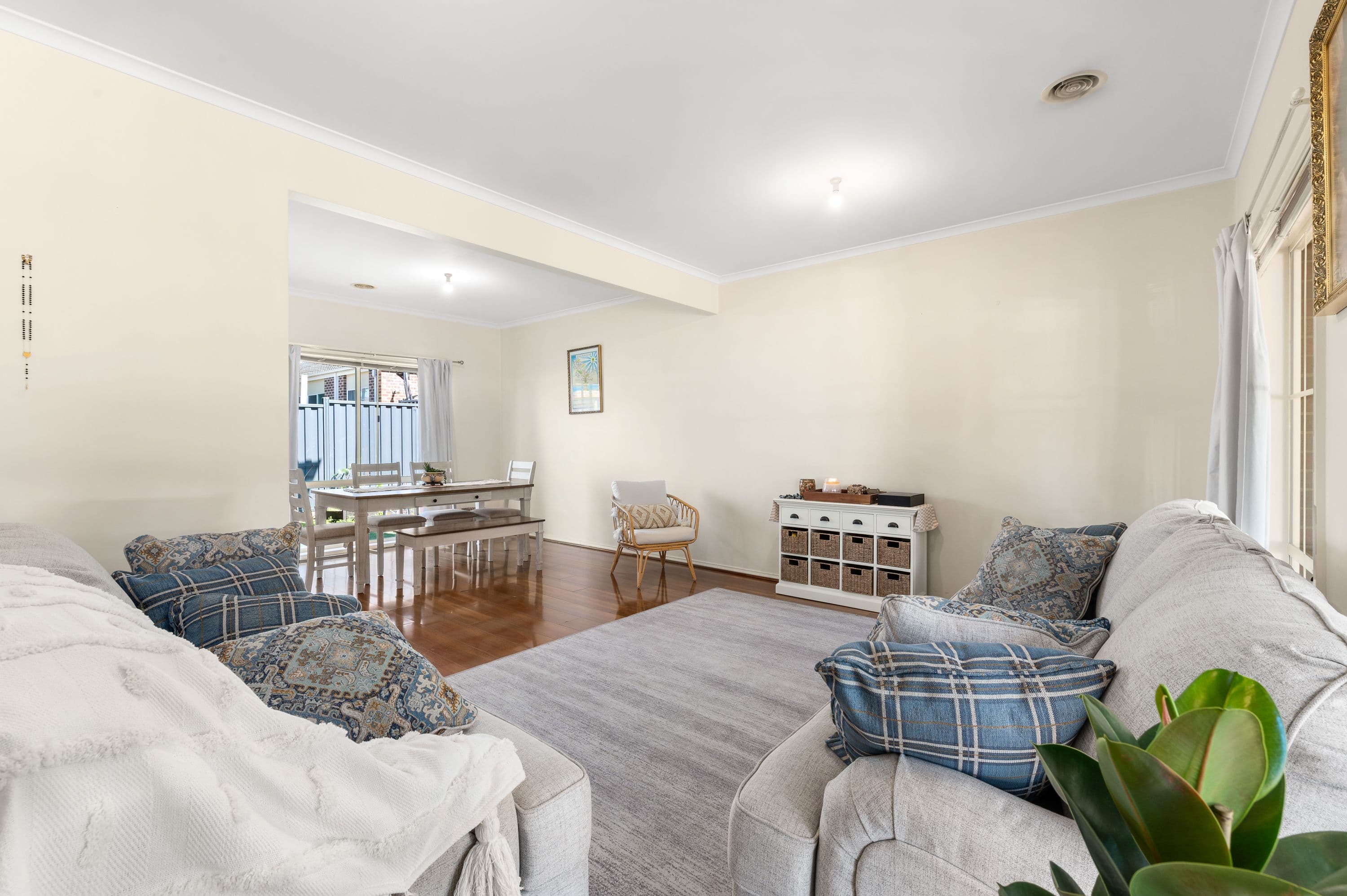 15 Willunga Way, Bundoora VIC 3083, Bundoora - Thumbnail 2