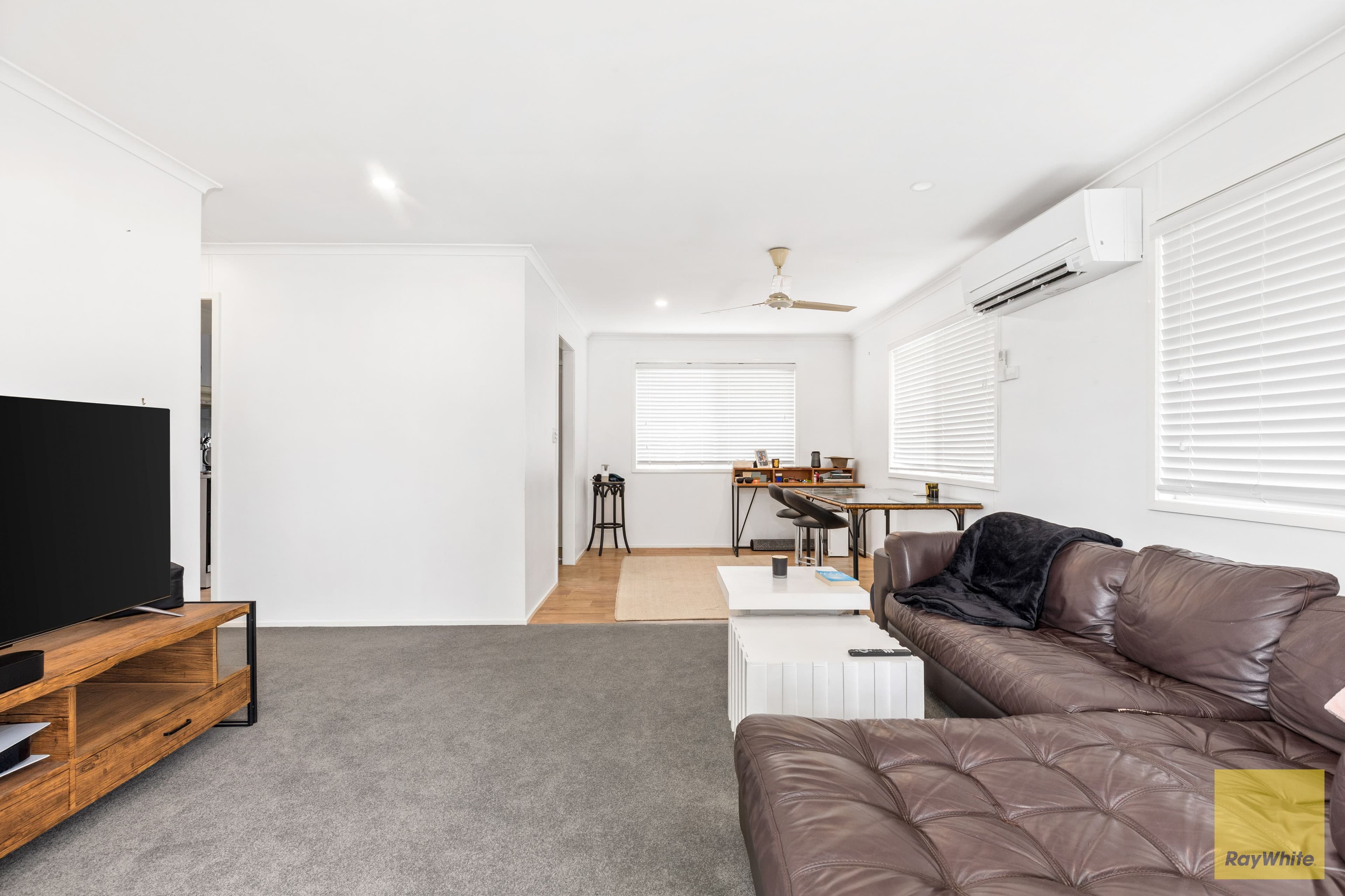 22 Lorraway Street, Emerald QLD 4720, Emerald - Thumbnail 3