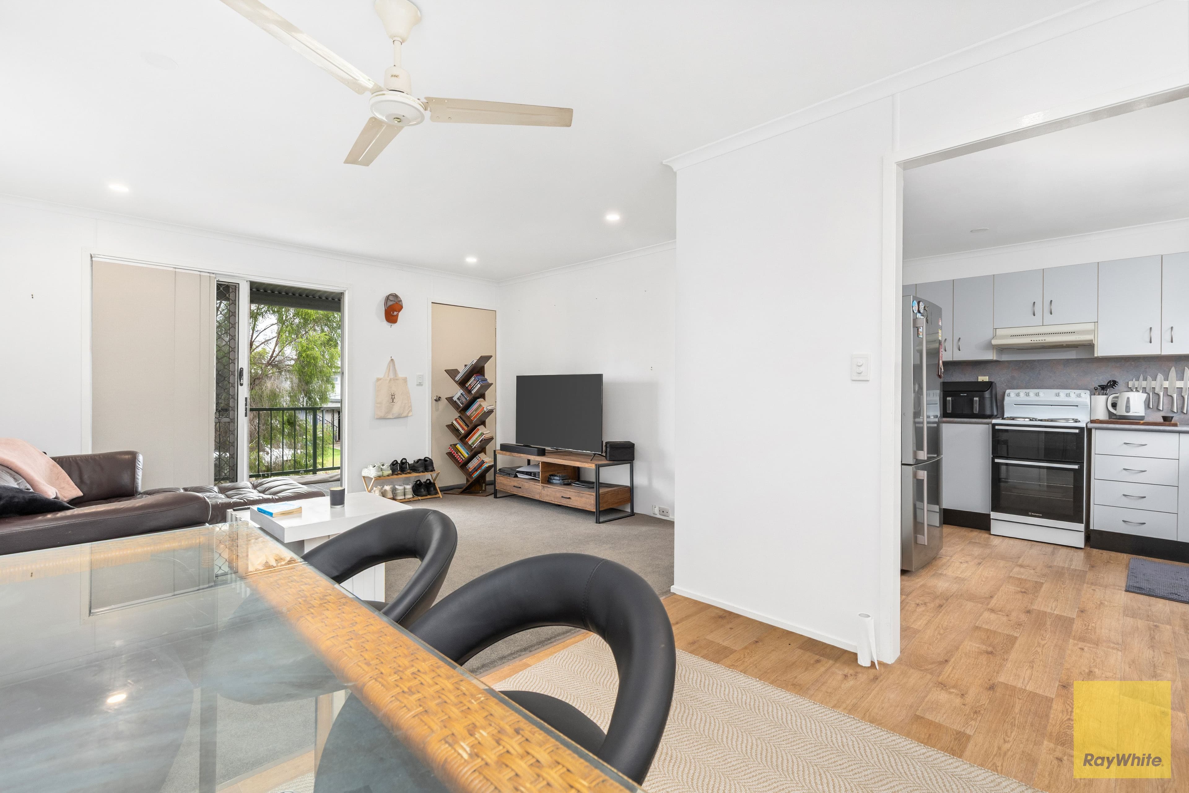 22 Lorraway Street, Emerald QLD 4720, Emerald - Thumbnail 5