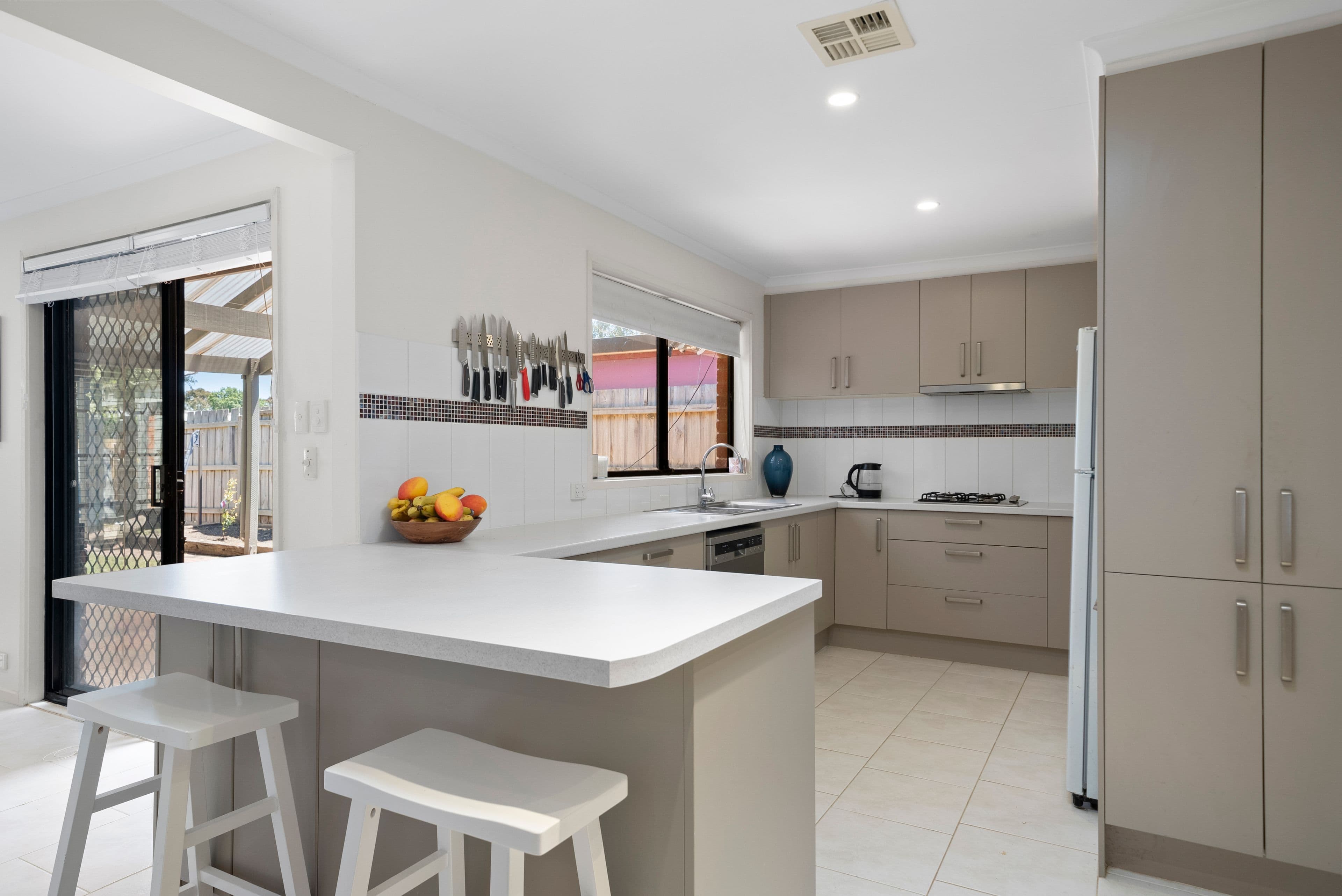 185 Windermere Drive, Ferntree Gully VIC 3156, Ferntree Gully - Thumbnail 5