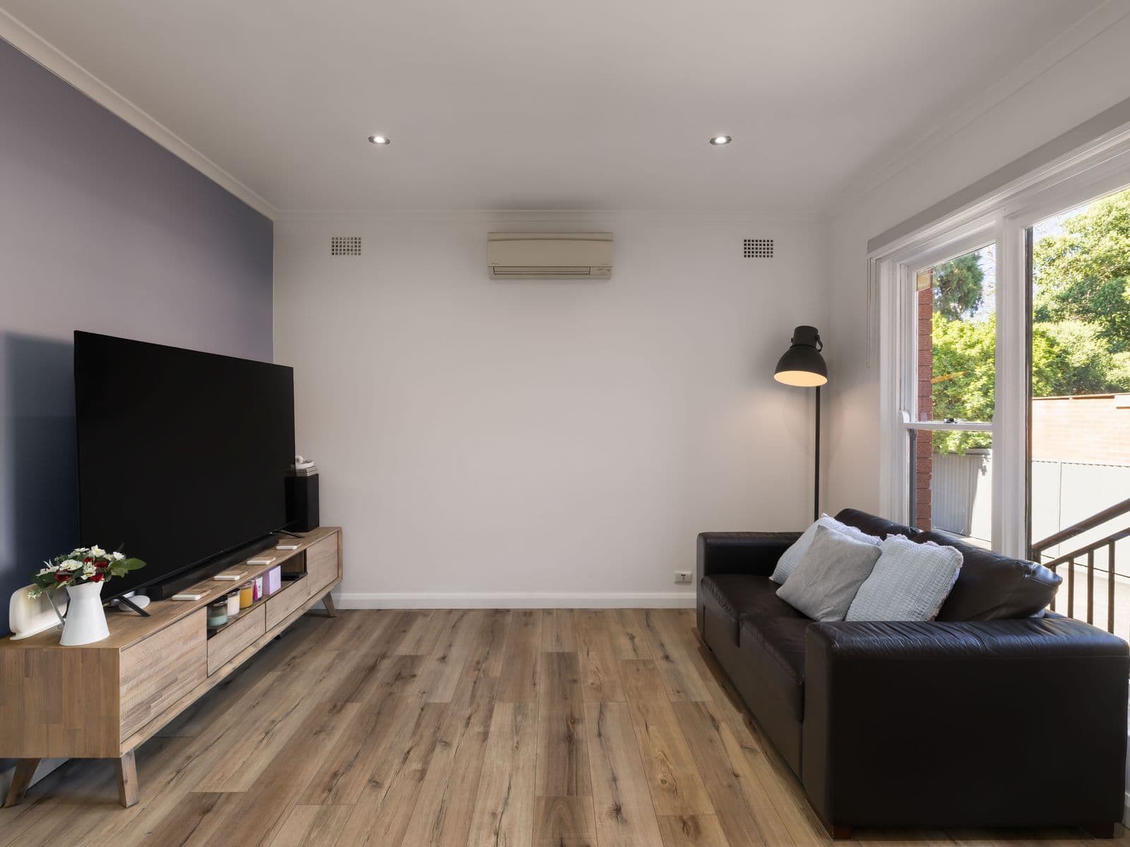 50 Kings Road, Five Dock - Thumbnail 2