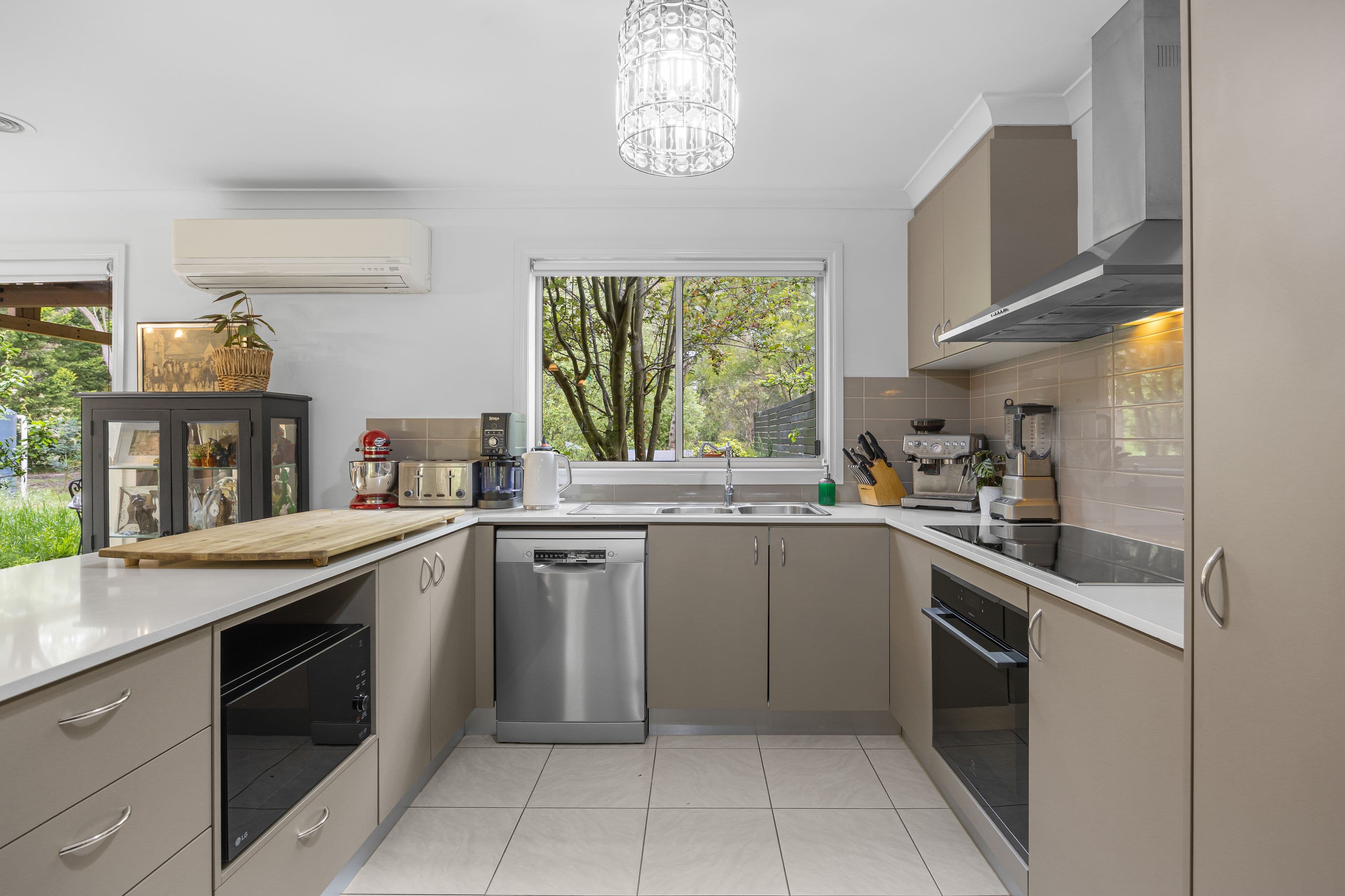 19 Victoria Road, Scarsdale VIC 3351, Scarsdale - Thumbnail 5