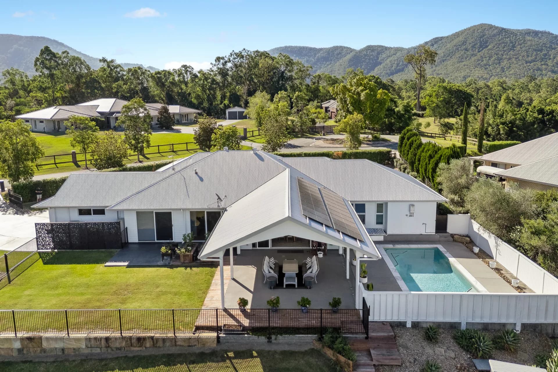 10 Twilight  Close, Highvale, QLD, Highvale - Thumbnail 3