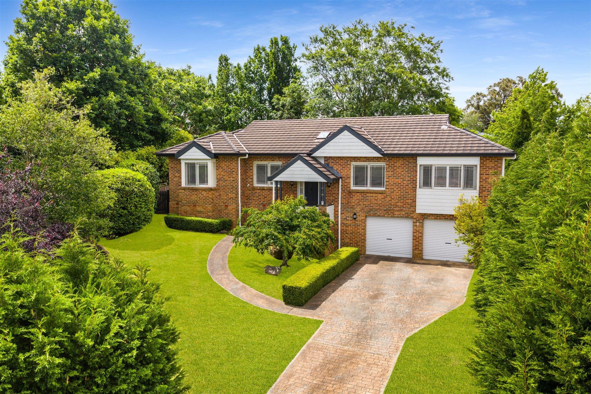 4 Bronwyn Place, Bowral NSW 2576, Bowral - Image 1