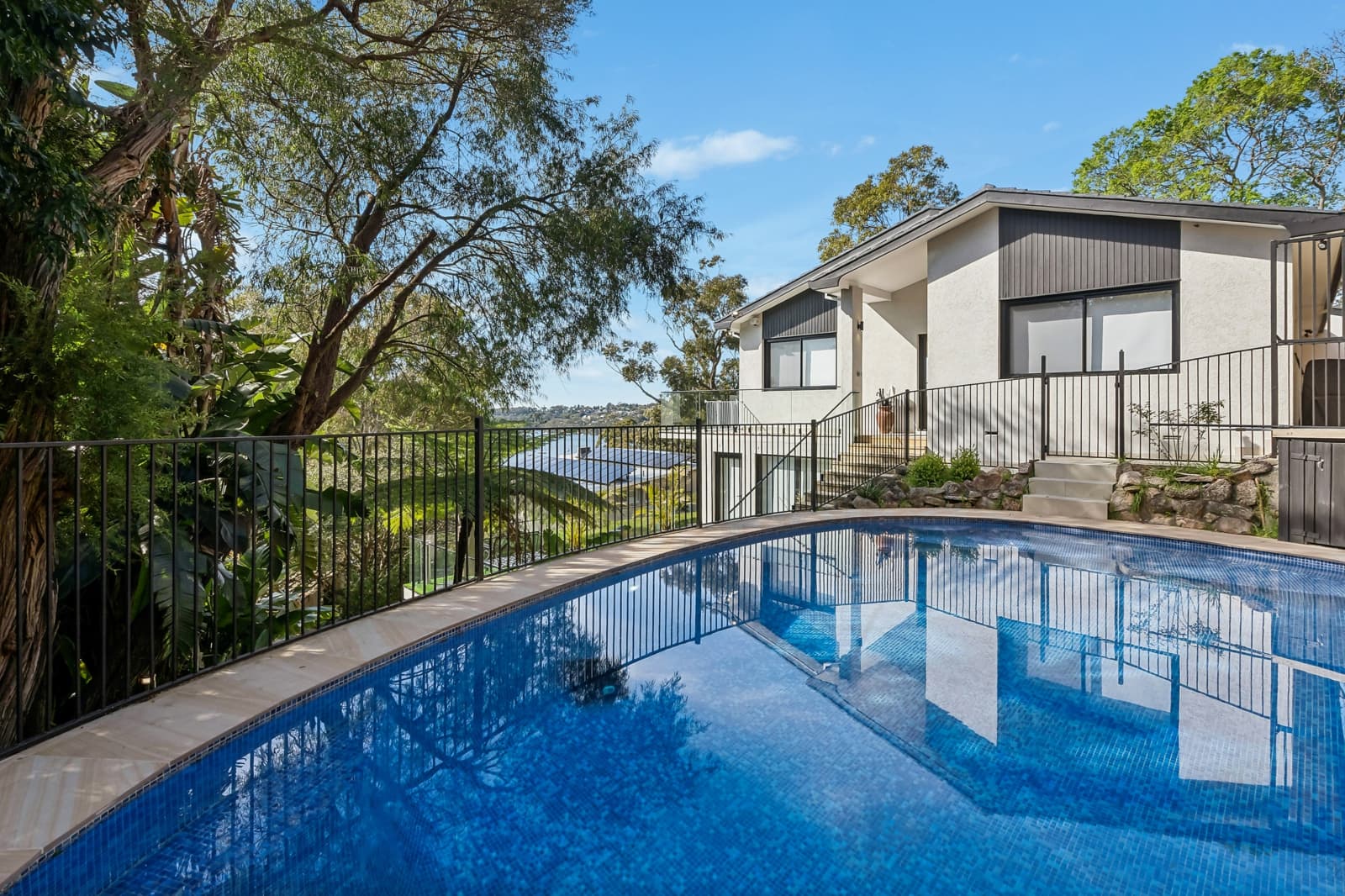 20A The Tor Walk,Castlecrag, Castlecrag - Image 1