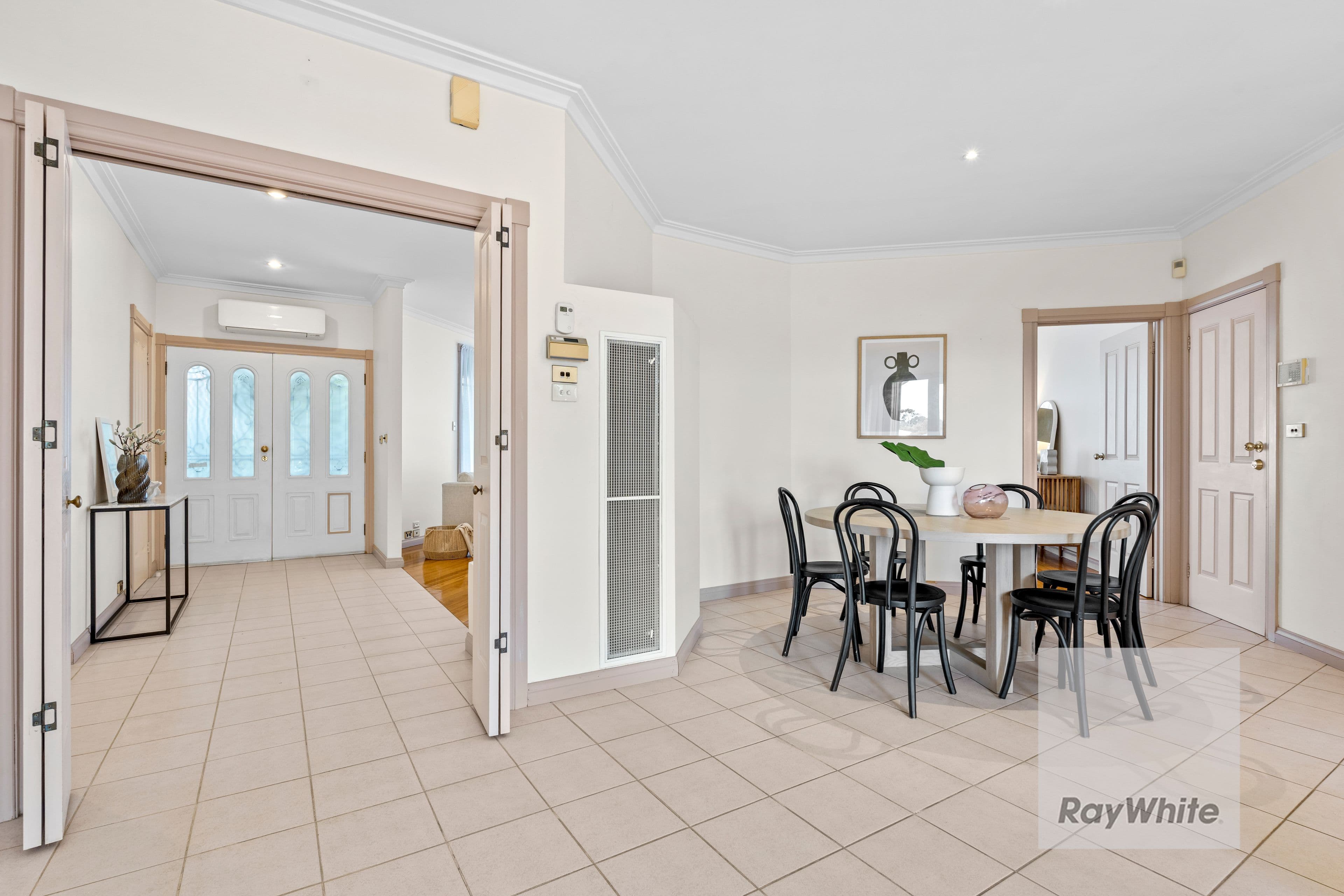 6 Hutchins Circuit, Bundoora VIC 3083, Bundoora - Thumbnail 5