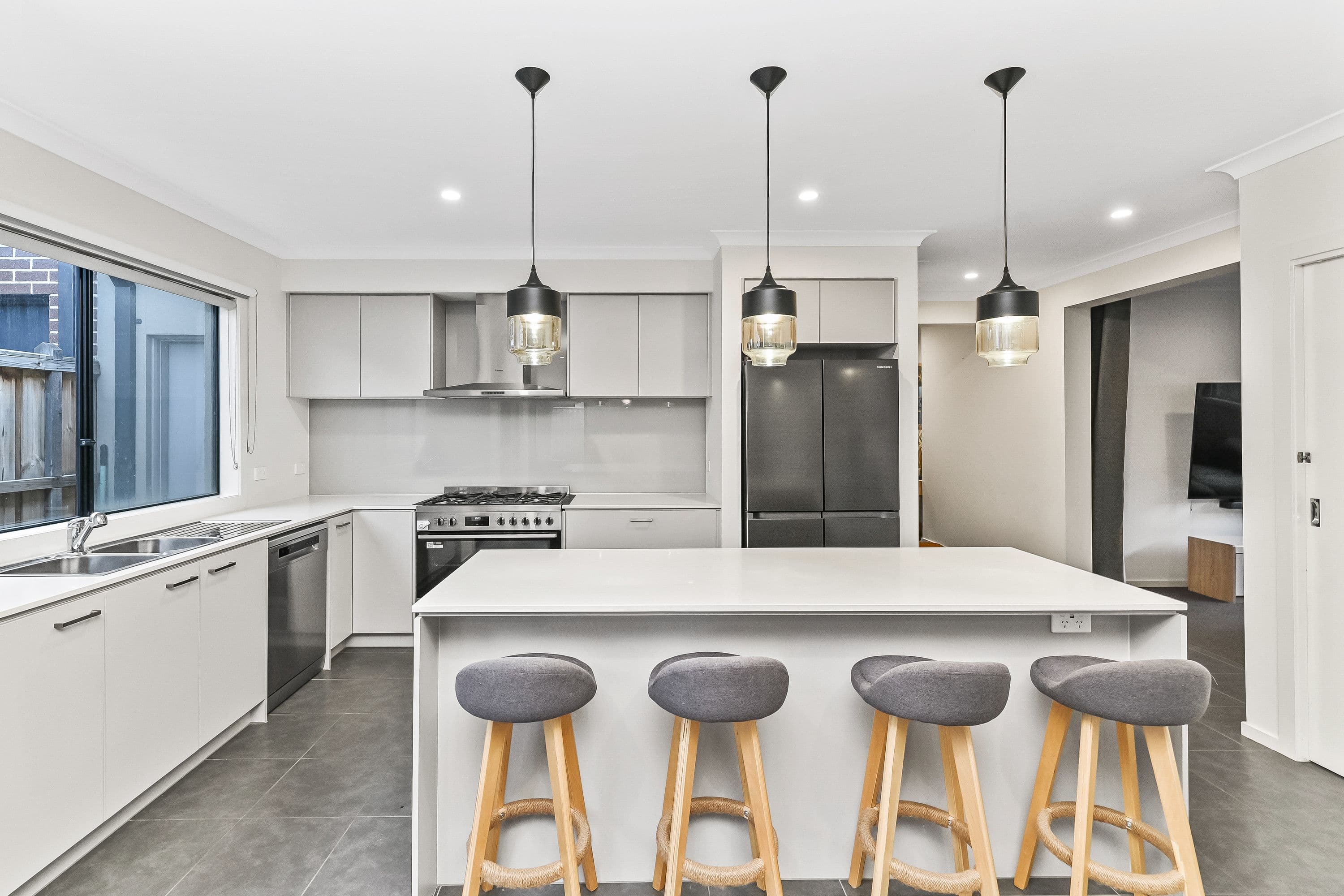 15 Whispering Way, Clyde North VIC 3978, Clyde North - Thumbnail 7