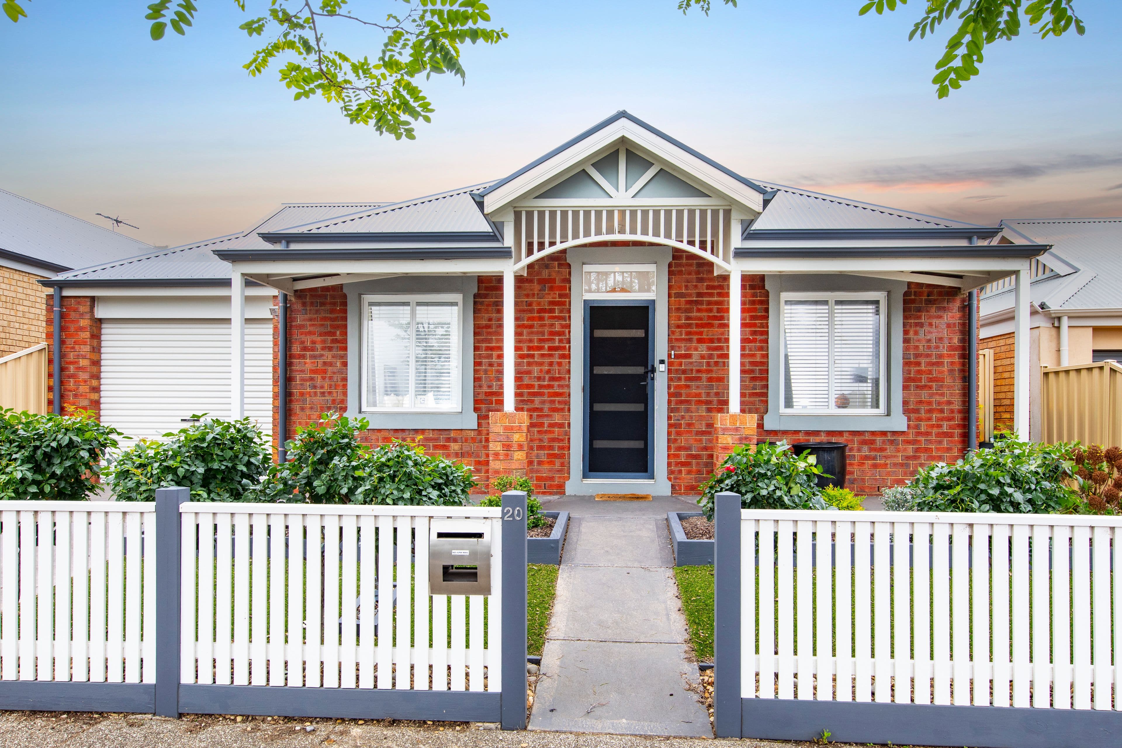 20 Clementson Drive, Caroline Springs VIC 3023, Caroline Springs - Image 1