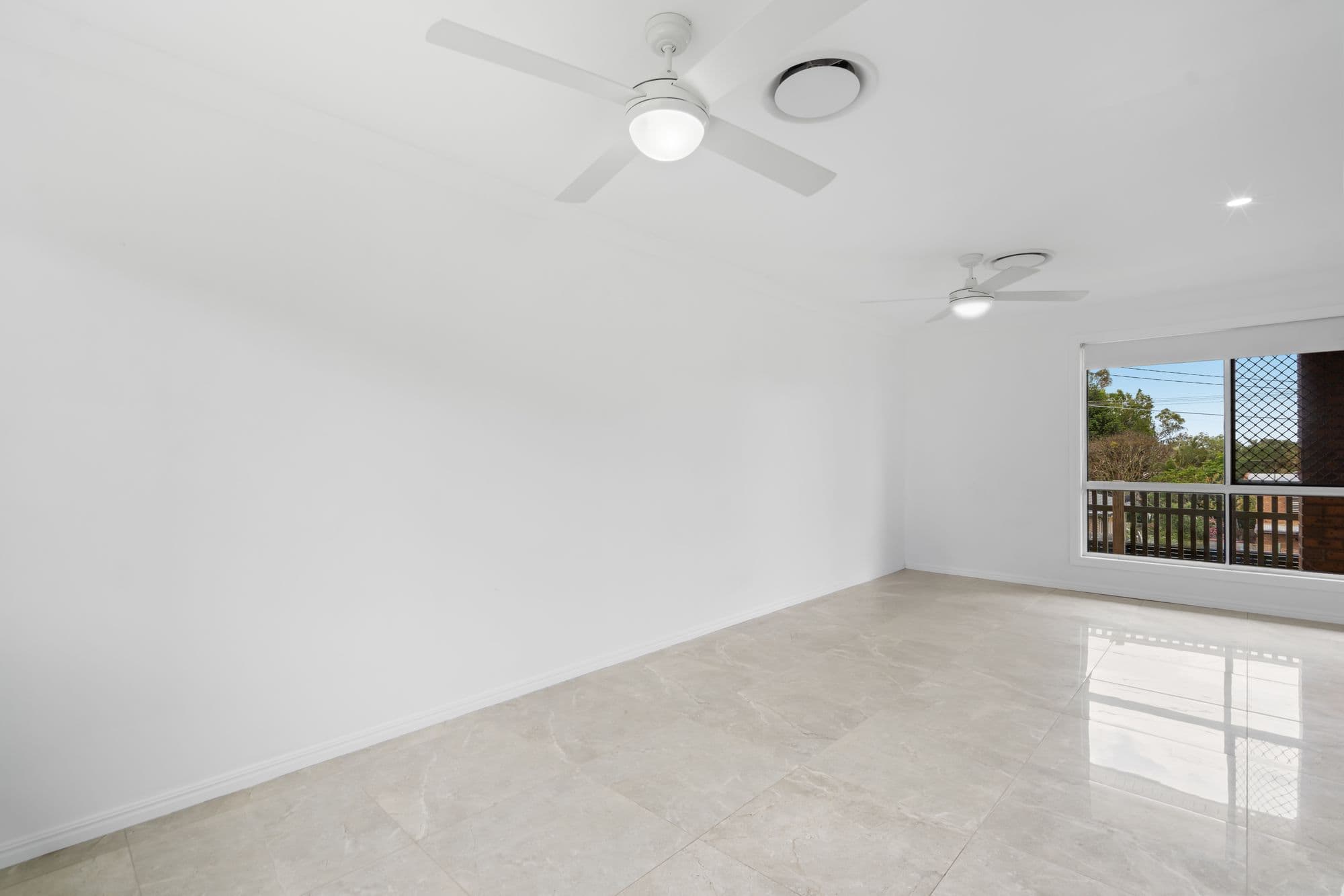 14 Saverin Road, Eagleby QLD 4207, Eagleby - Thumbnail 5