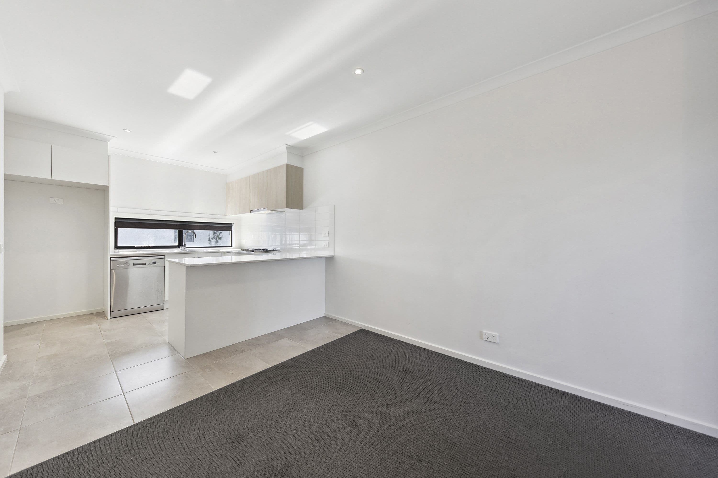 206 Henry Road, Pakenham VIC 3810, Pakenham - Thumbnail 6