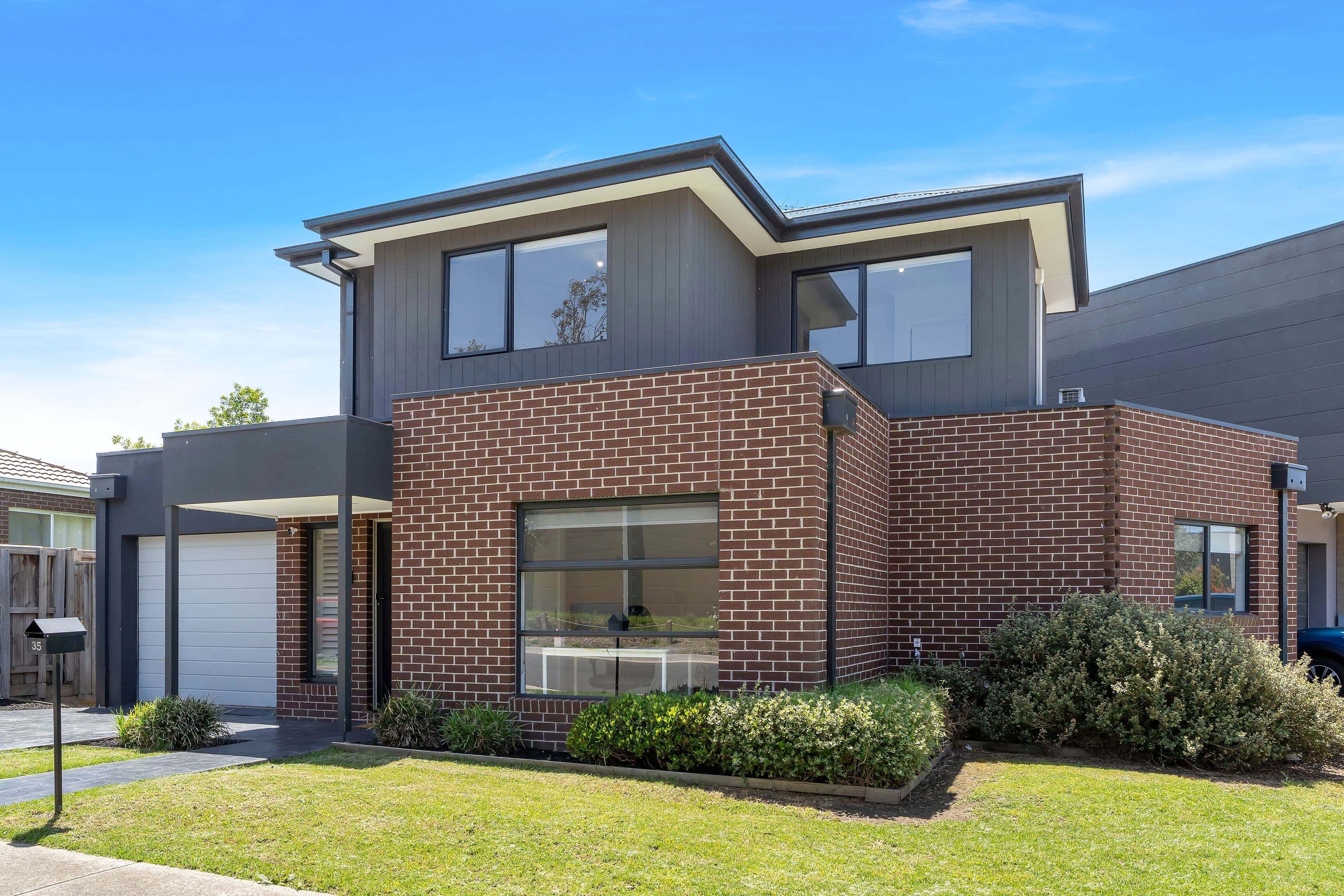 35 Paior Circuit, Epping VIC 3076, Epping - Thumbnail 2