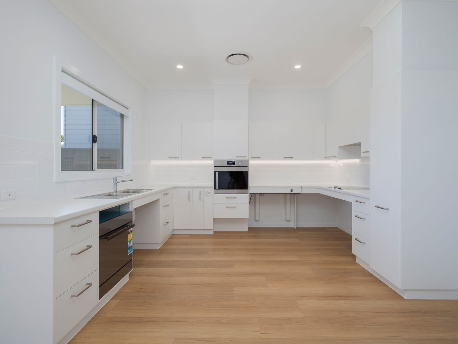 65 Ringal Crescent, Jewells - Thumbnail 2