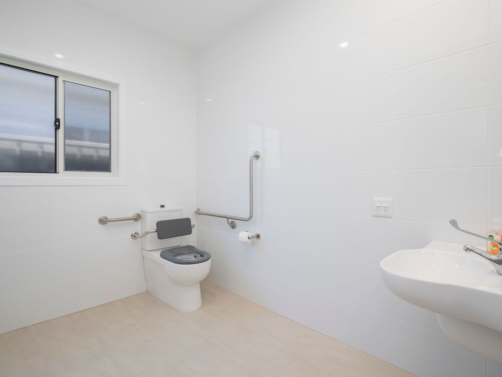 65 Ringal Crescent, Jewells - Thumbnail 8