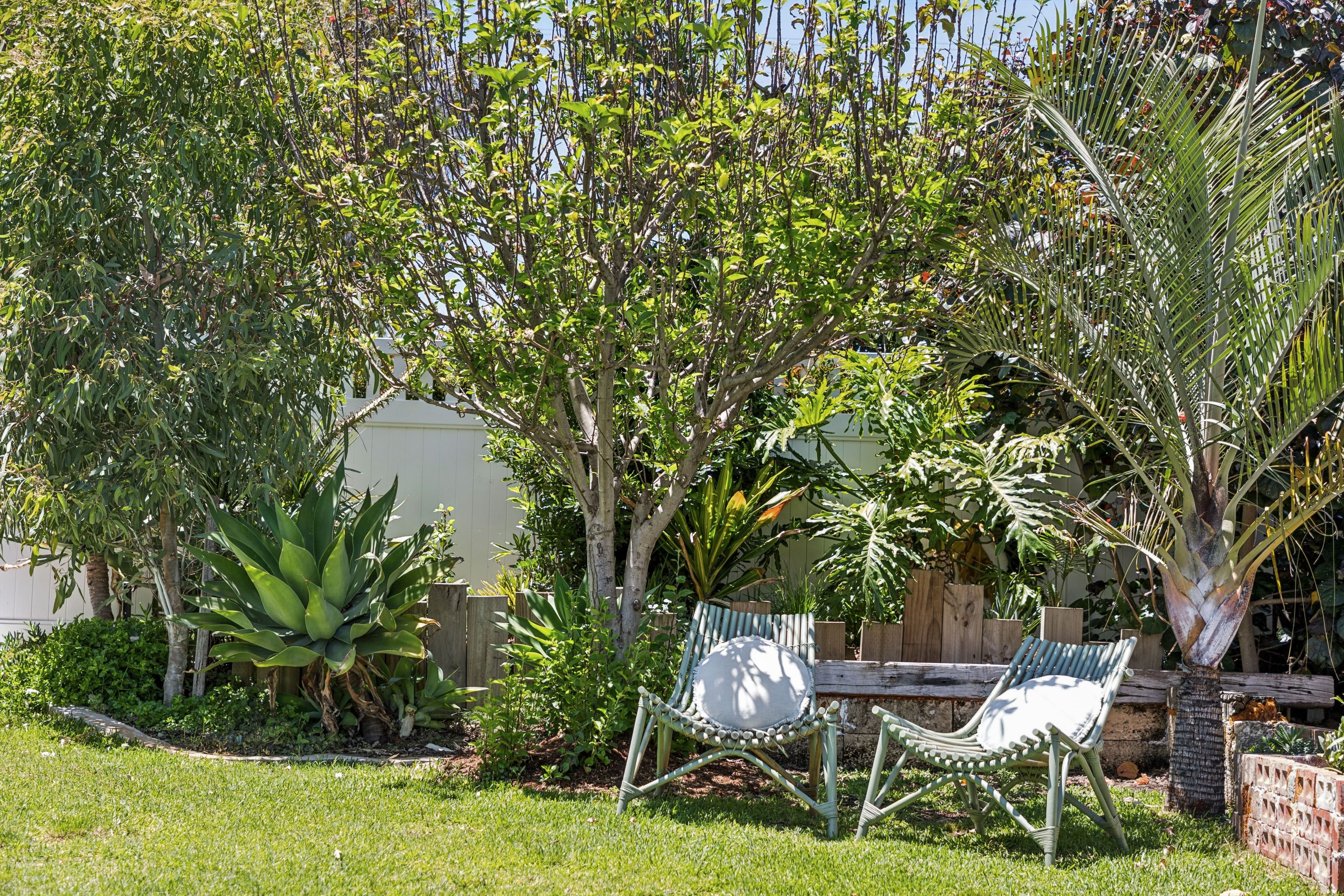 201 Carrington Street, Beaconsfield WA 6162, Beaconsfield - Thumbnail 2