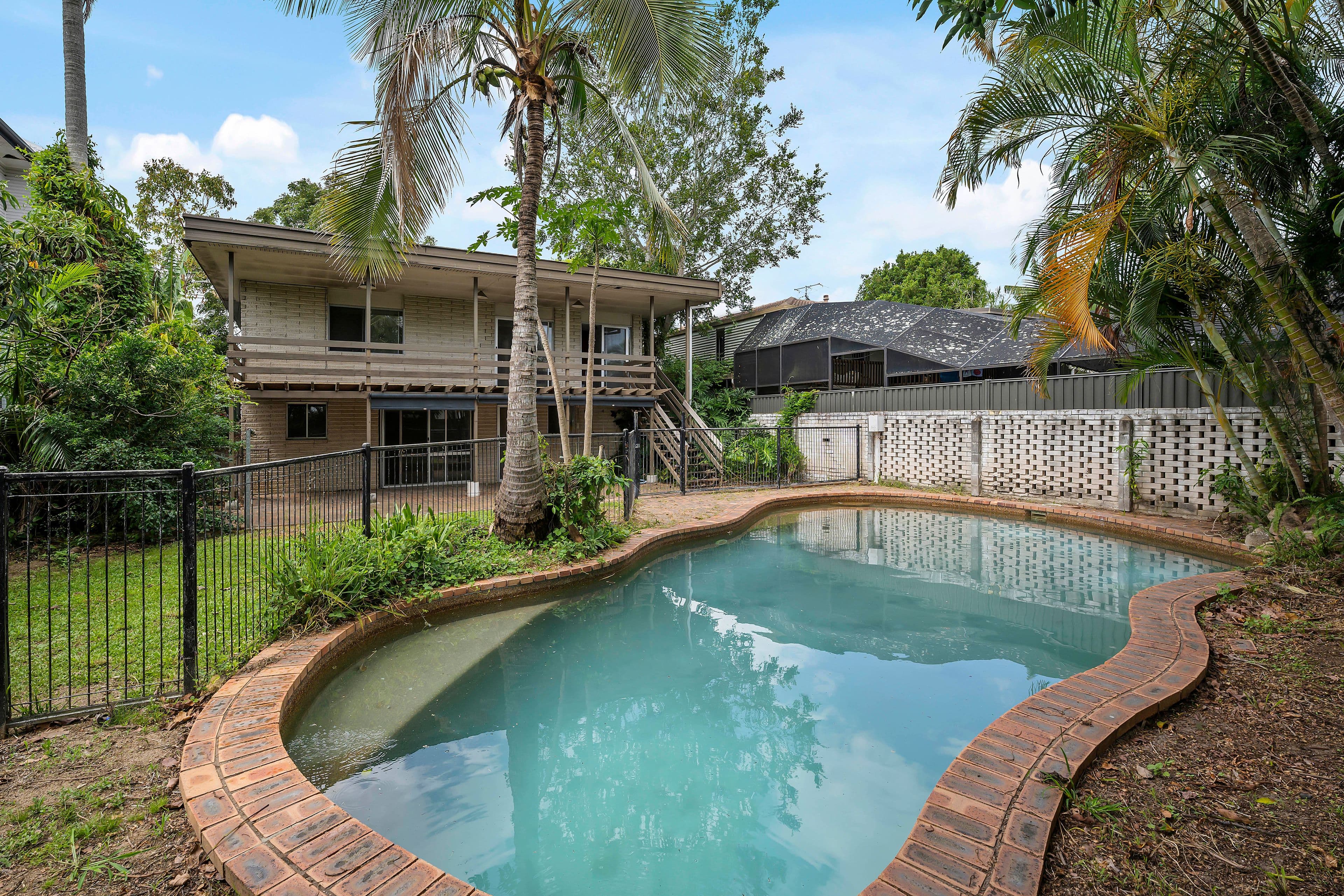 28 Diane Street, Yeronga QLD 4104, Yeronga - Thumbnail 2