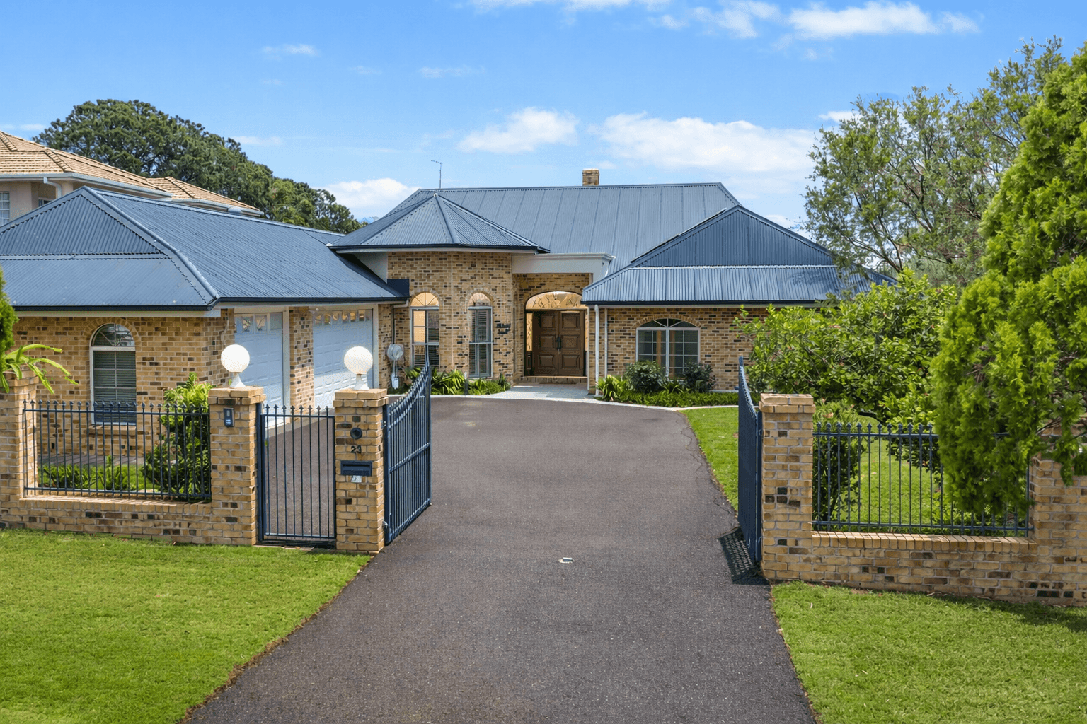 23 Picasso Crescent, Carseldine QLD 4034, Carseldine - Thumbnail 2