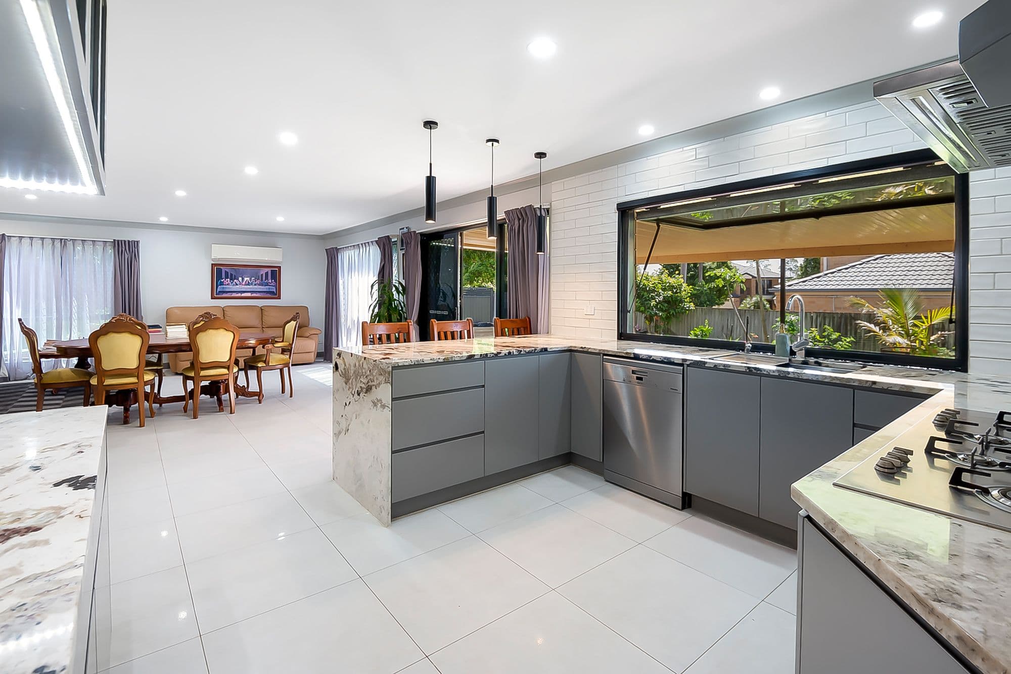 11 Saint Andrews Avenue, Forest Lake QLD 4078, Forest Lake - Thumbnail 3