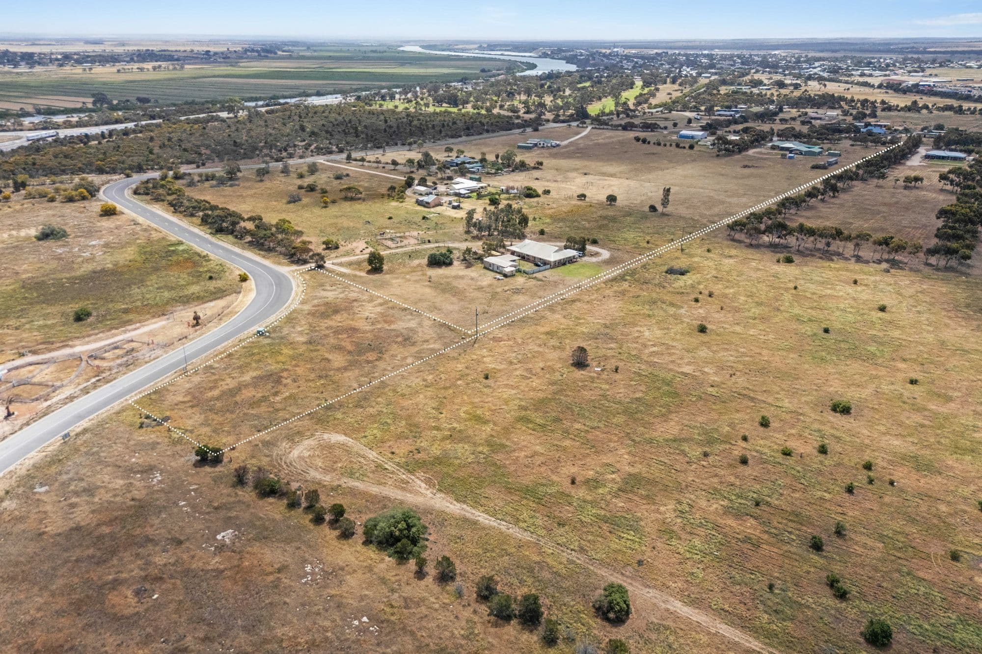 Big Olive Grove, Tailem Bend SA 5260, Tailem Bend - Image 1