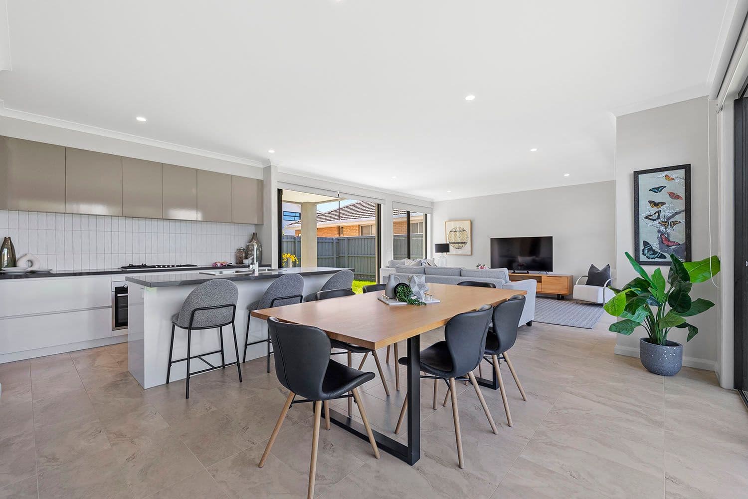 187 Warrigal Road, Cheltenham VIC 3192, Cheltenham - Image 1