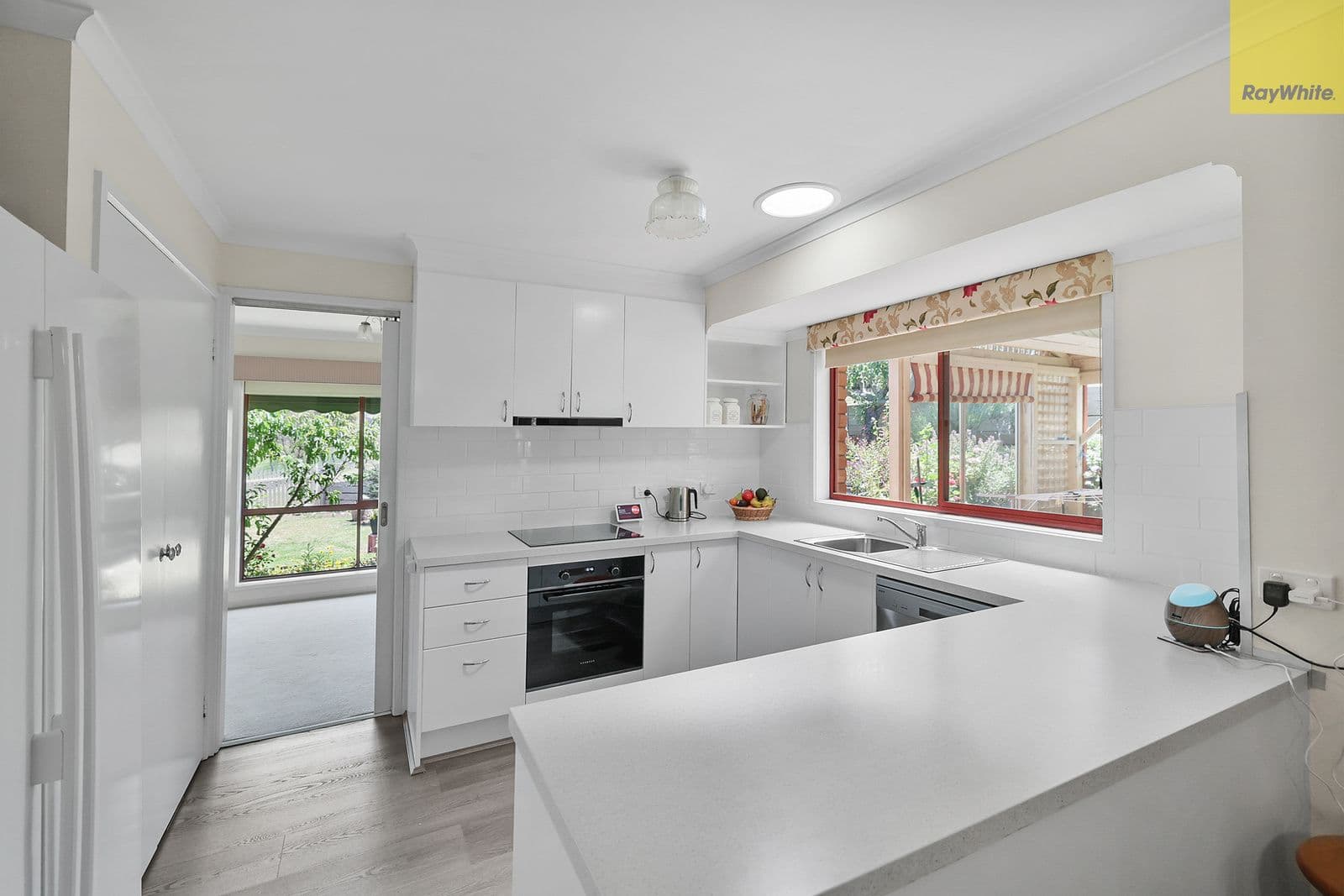 10 Chicory Drive, Bacchus Marsh VIC 3340, Bacchus Marsh - Thumbnail 4