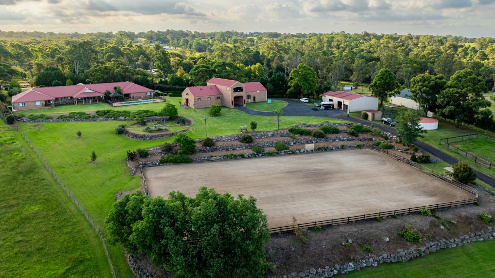 100 Daley Close,The Oaks, The Oaks - Image 1