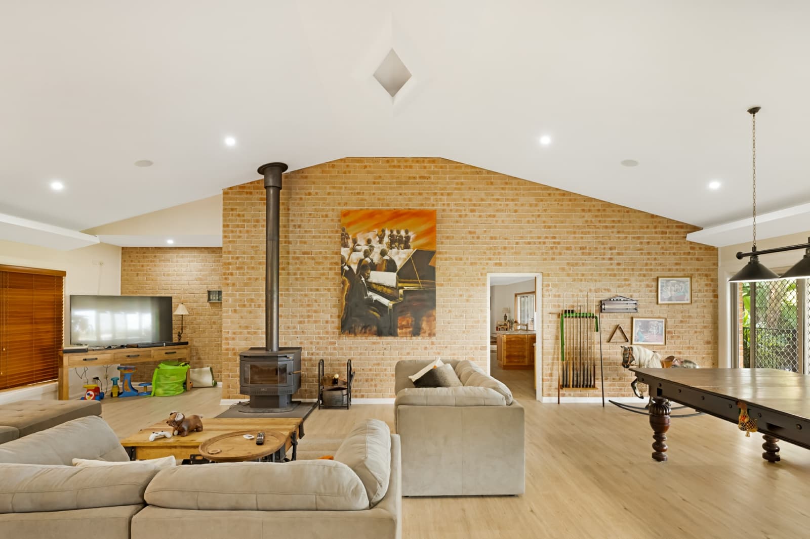 100 Daley Close,The Oaks, The Oaks - Thumbnail 8