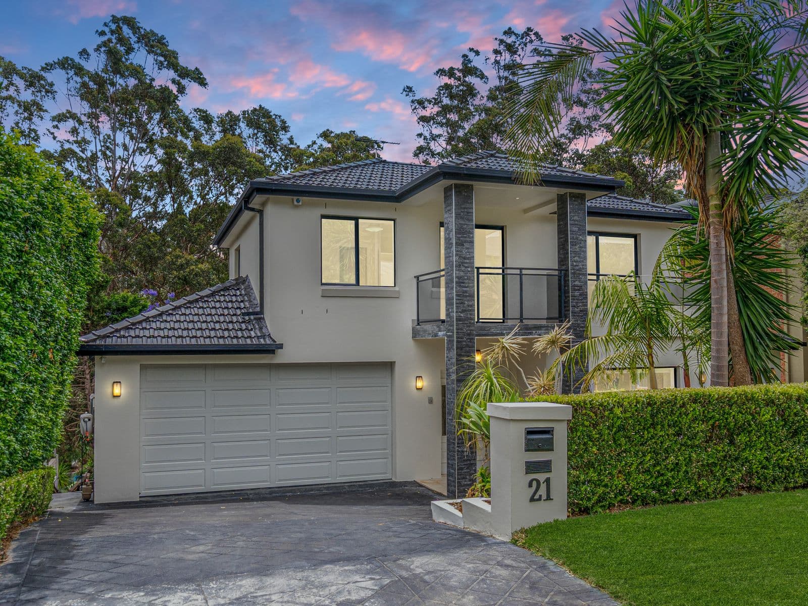 21 Applecross Avenue, Castle Hill - Image 1