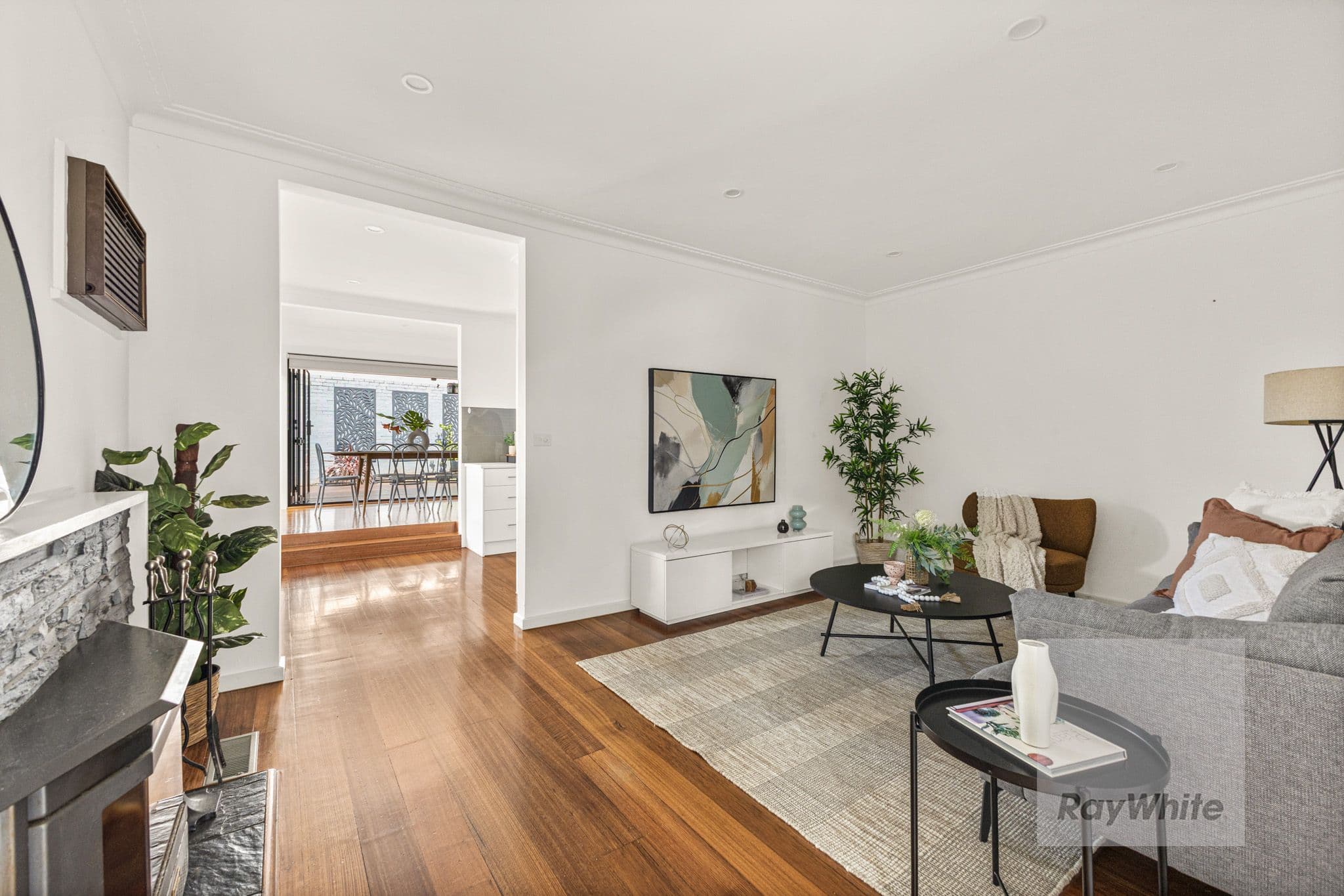 8 Busst Drive, Watsonia North VIC 3087, Watsonia North - Thumbnail 2