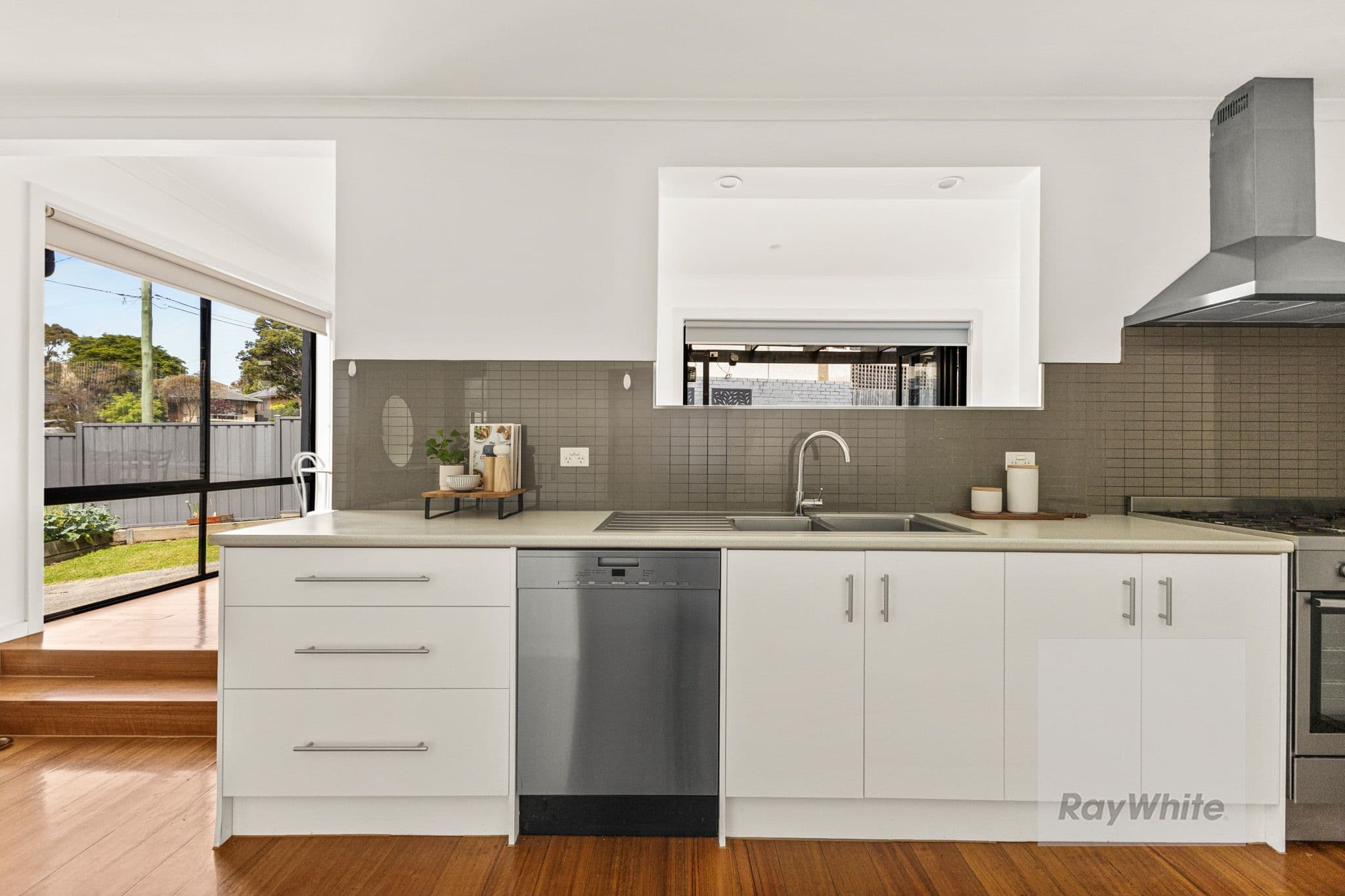 8 Busst Drive, Watsonia North VIC 3087, Watsonia North - Thumbnail 7