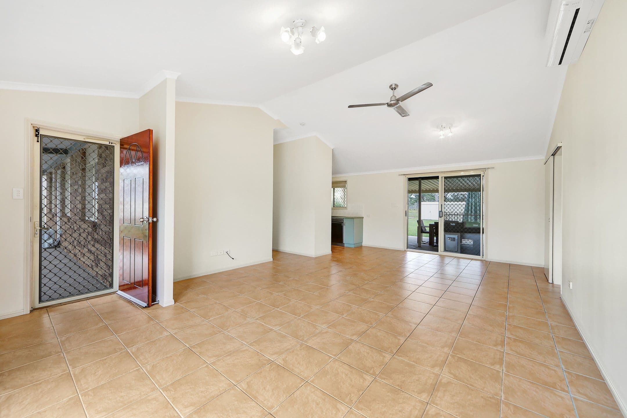 3 Sunrise Court, Branyan QLD 4670, Branyan - Thumbnail 5