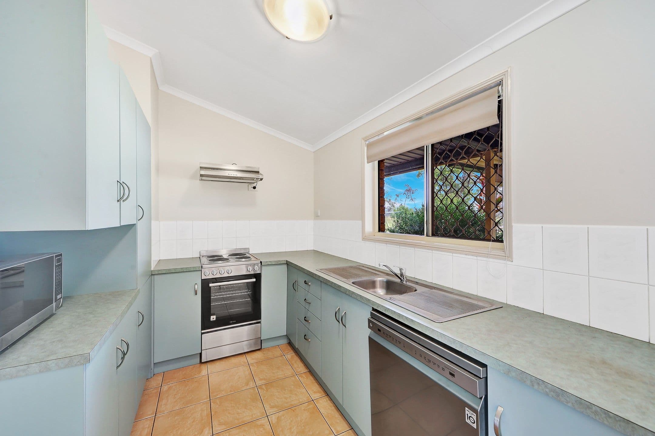 3 Sunrise Court, Branyan QLD 4670, Branyan - Thumbnail 8