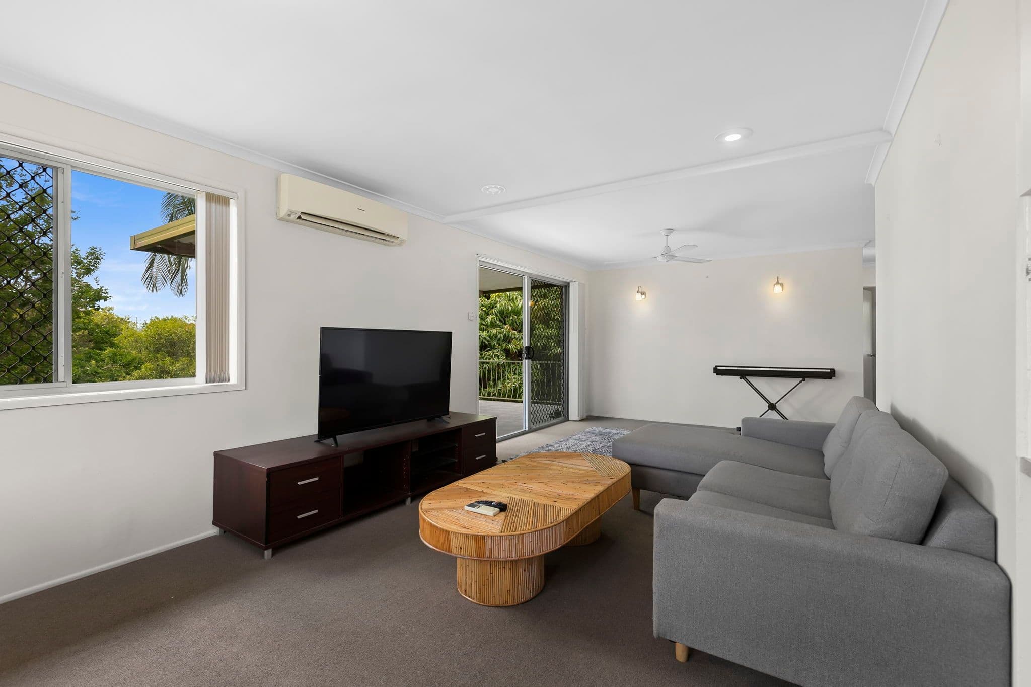 9 Syma Street, Chermside West QLD 4032, Chermside West - Thumbnail 2