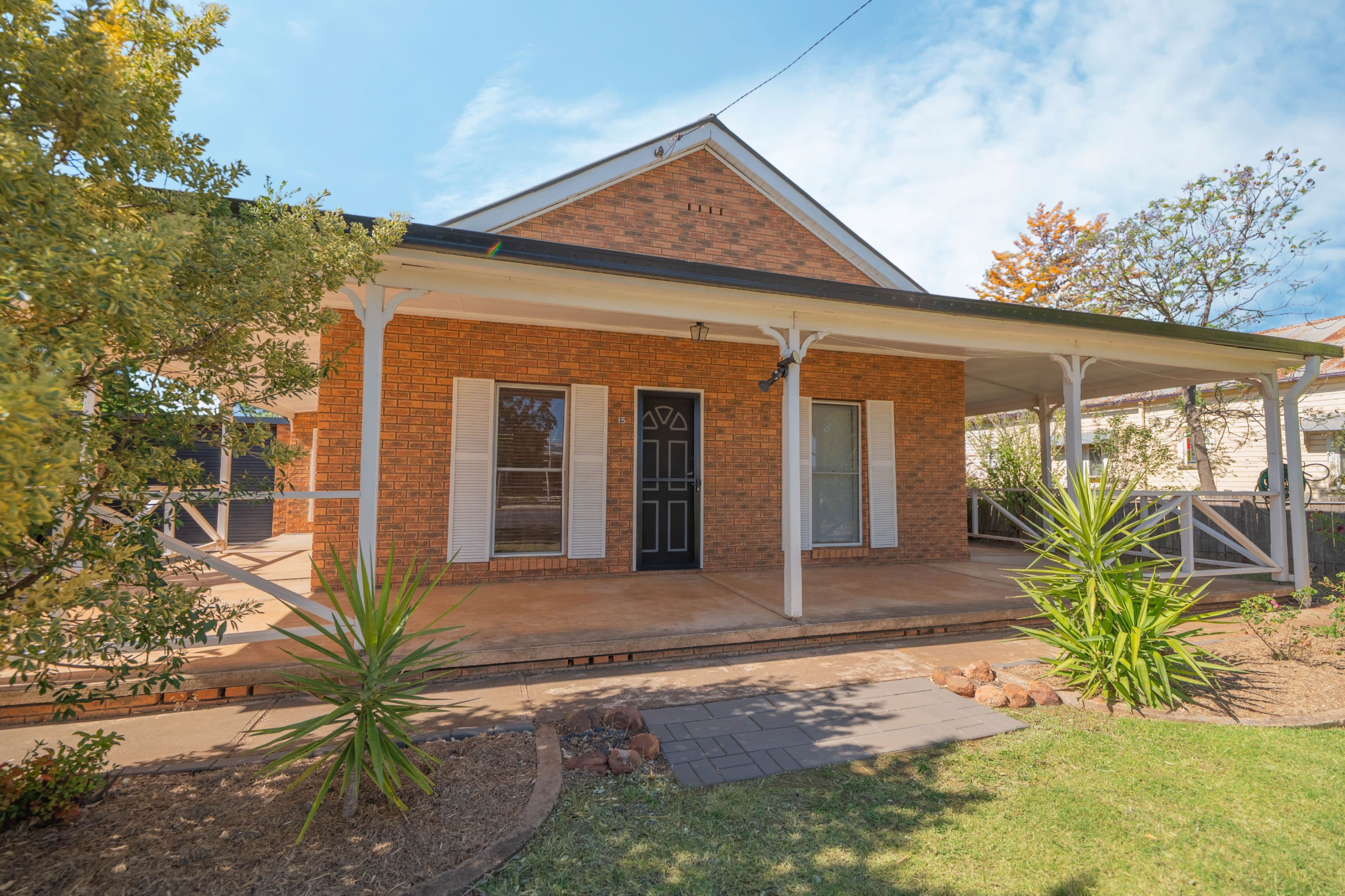 15 Barton Street, Forbes NSW 2871, Forbes - Image 1