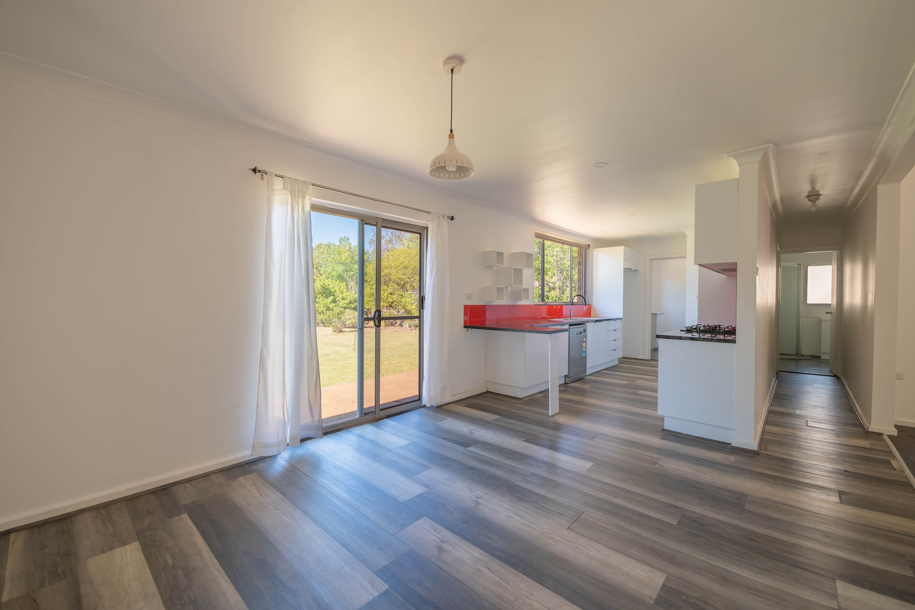 15 Barton Street, Forbes NSW 2871, Forbes - Thumbnail 2