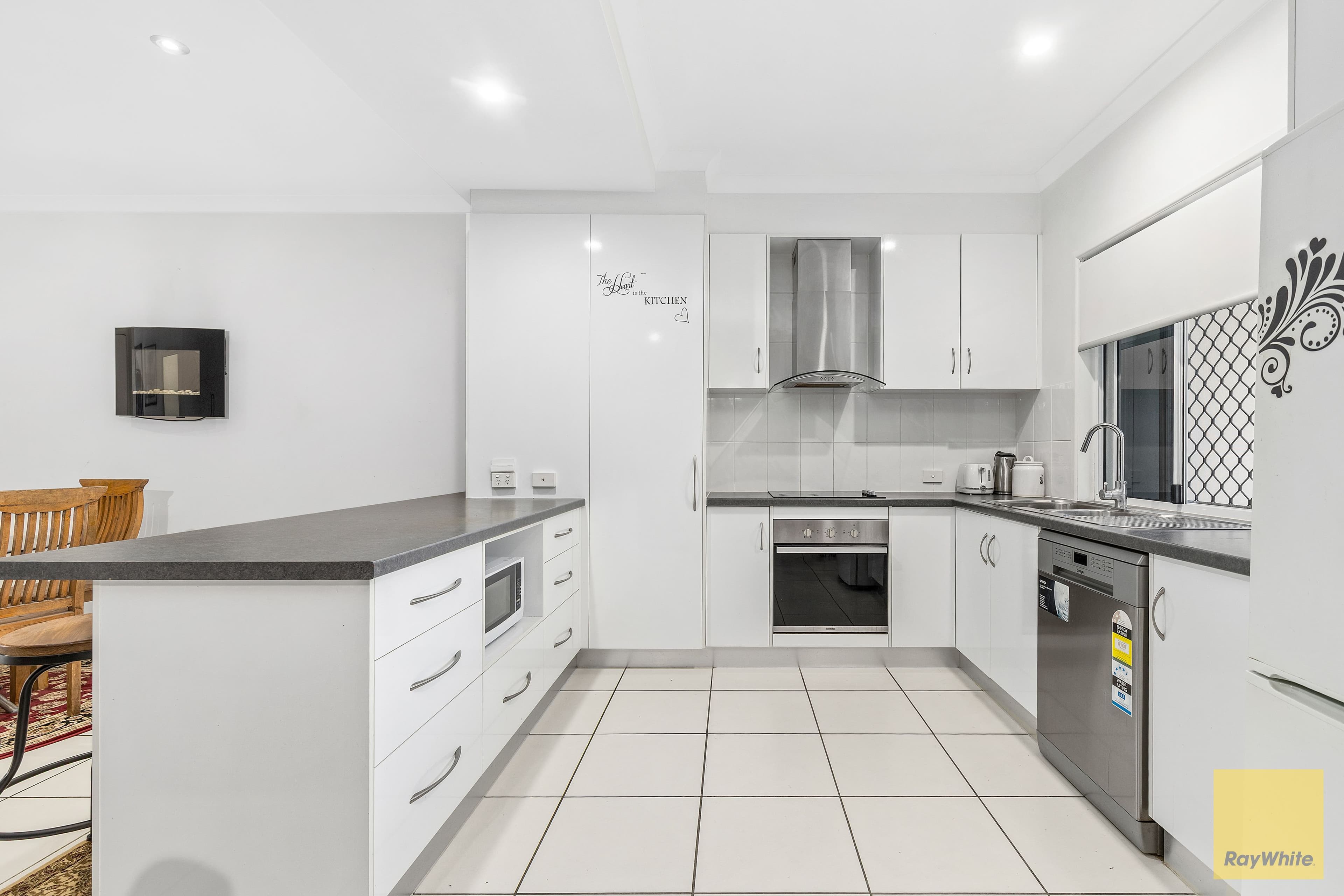 36 Opal Street, Emerald QLD 4720, Emerald - Thumbnail 8
