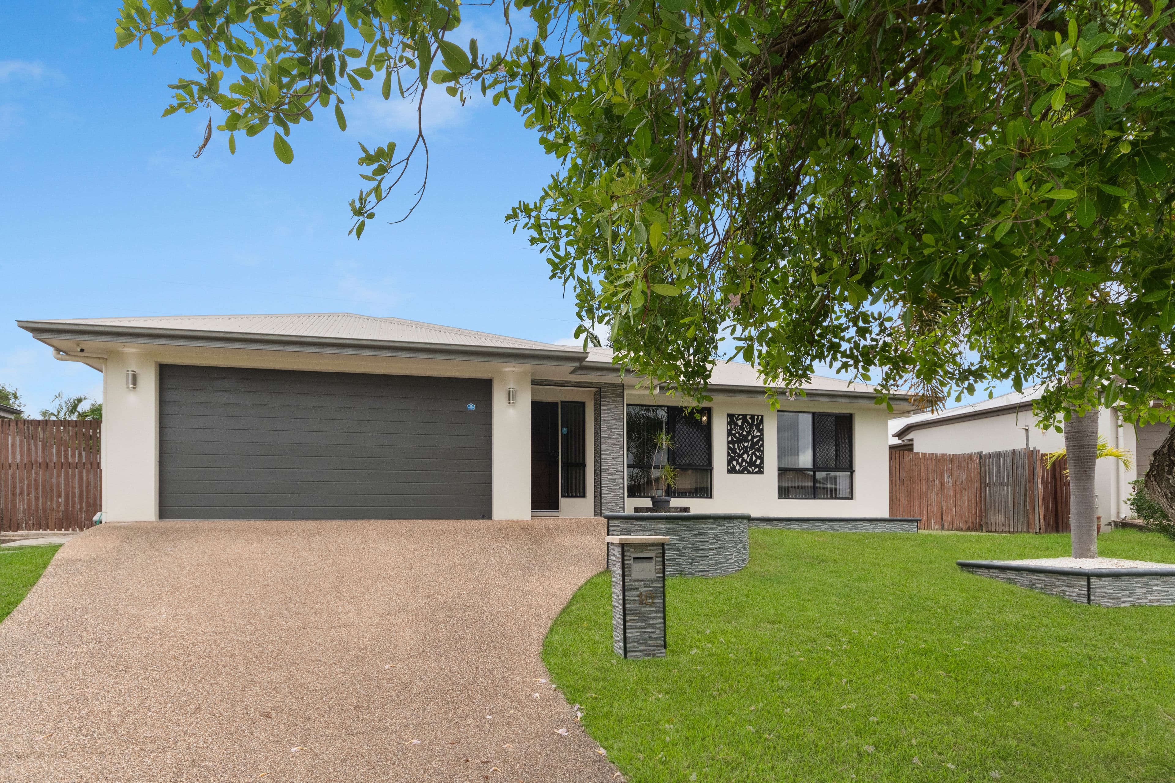 4 Sirmione Court, Raceview QLD 4305, Raceview - Image 1